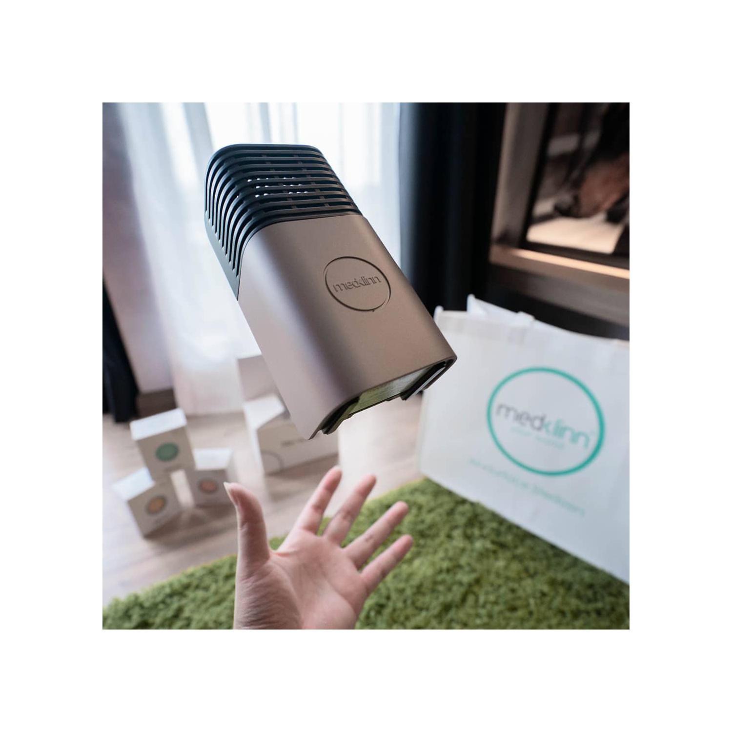 Purificateur d’air, filtre à air, stérilisateur de surface et éliminateur d’odeurs Versa 45 de Medklinn - 450 pi2