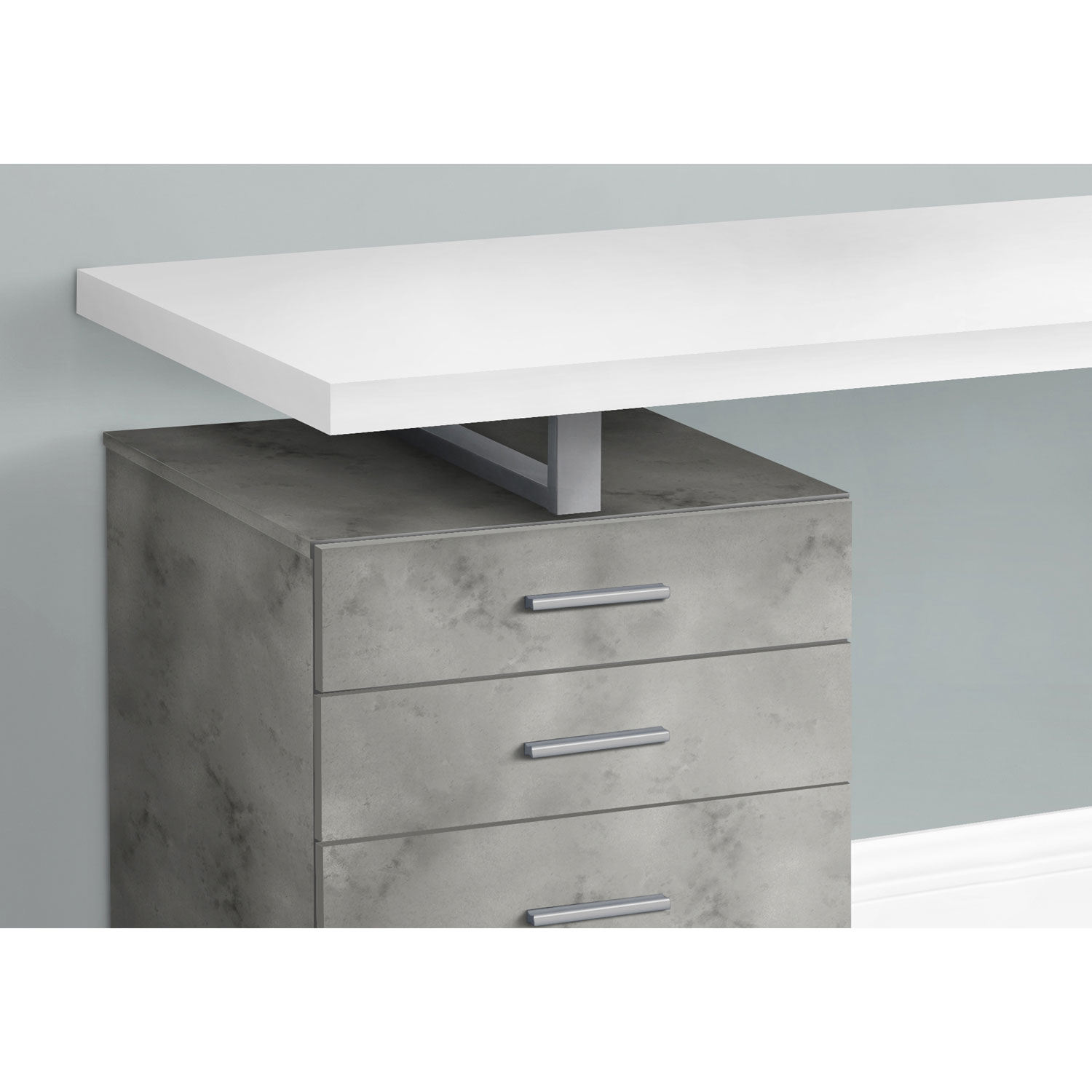 Bureau d'ordinateur flottant avec 3 tiroirs de 47,25 po de largeur de Monarch - Blanc/Gris/Argenté