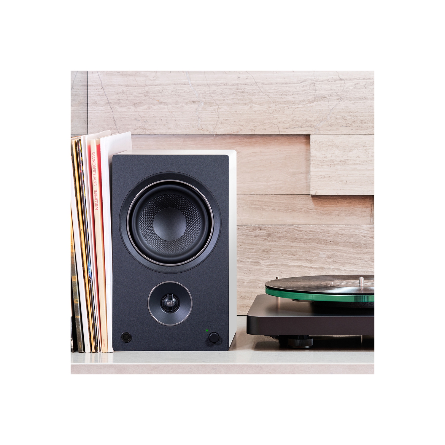 PSB Alpha AM3 Compact Powered Speakers - Pair