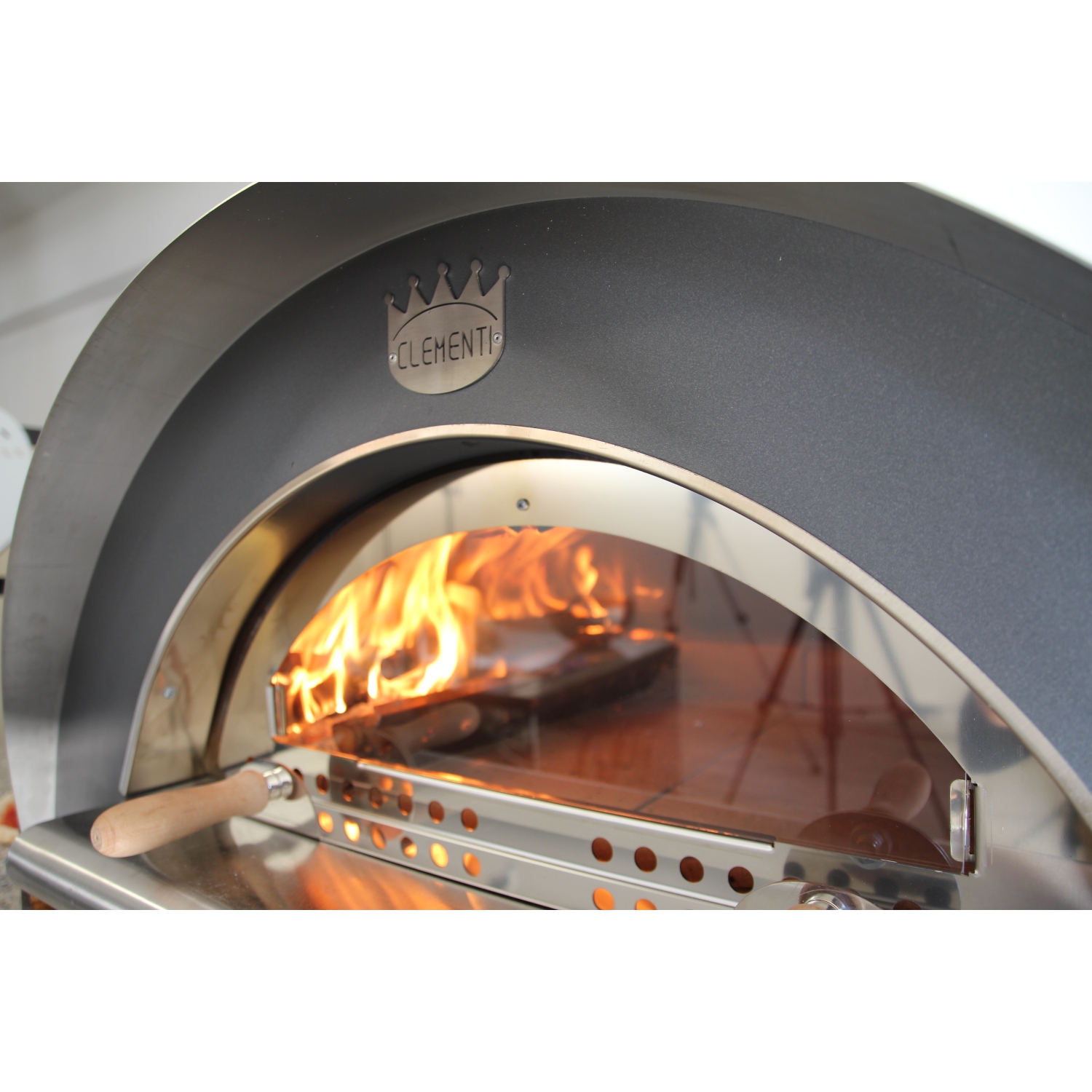 Clementi Family Red Roof Pizza Oven 80x100
