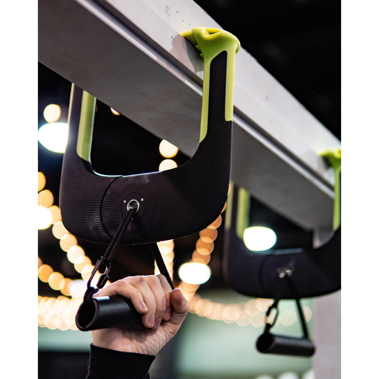 Duonamic Eleviia: World’s Best Portable Pullup Bar - 250 lbs capacity