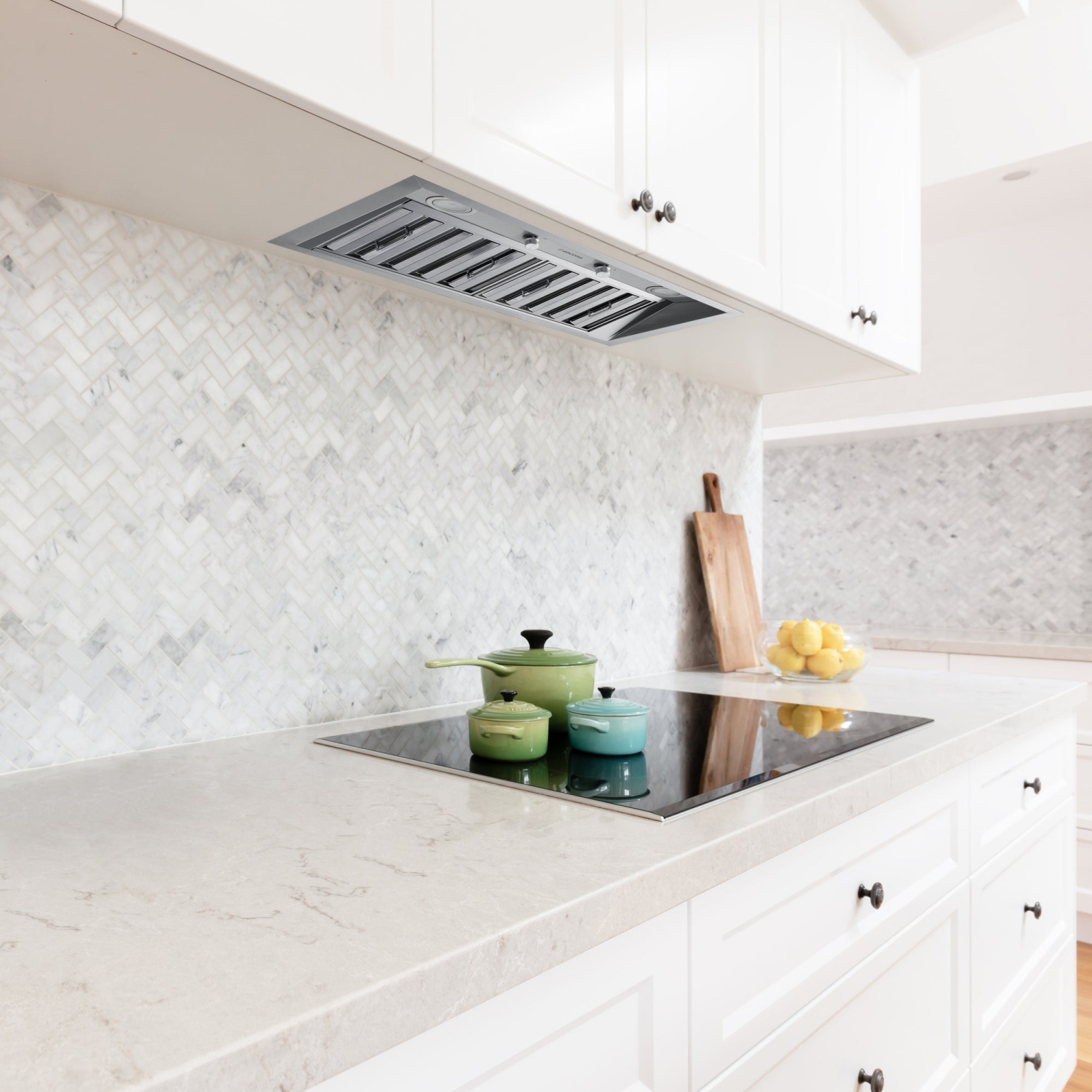 Hotte de cuisinière encastrée de 600 pi3/min de 28 po d'Ancona Pro en acier inoxydable