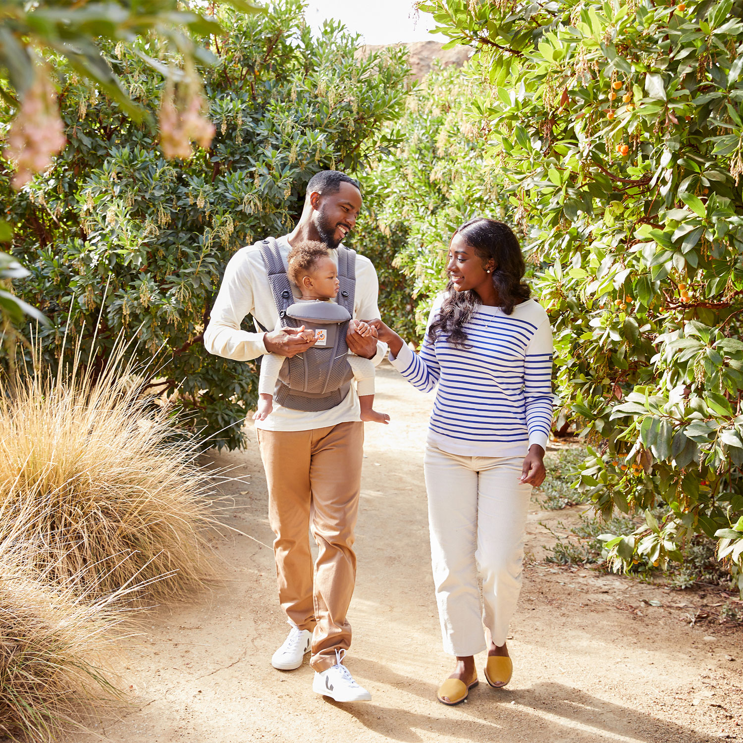 Ergobaby Omni Breeze Four Position Baby Carrier - Graphite Grey