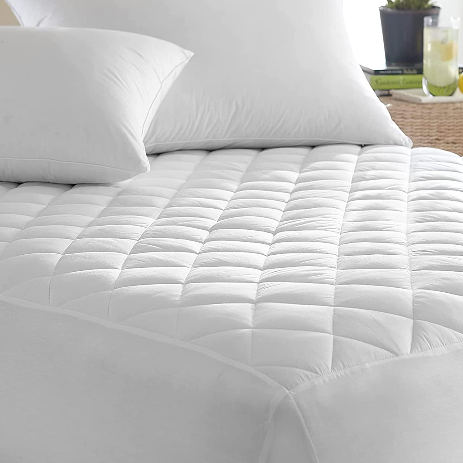 Canadian Linen Fitted Mattress Pad 78"x80"x12" Fill Quilted Mattress Cover Noiseless Soft Quilted Deep Pocket Washable Non Slip Protector Topper, King
