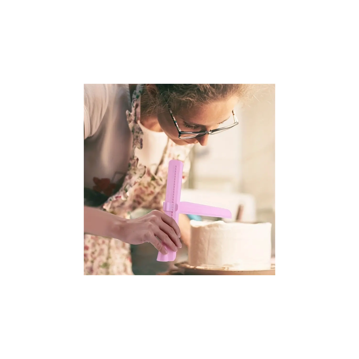 2 Pack Adjustable Edge Smoother Polisher Cake Scraper for Professional Looking Round Cakes/Fondant/Icing Baking Smoother & Polisher