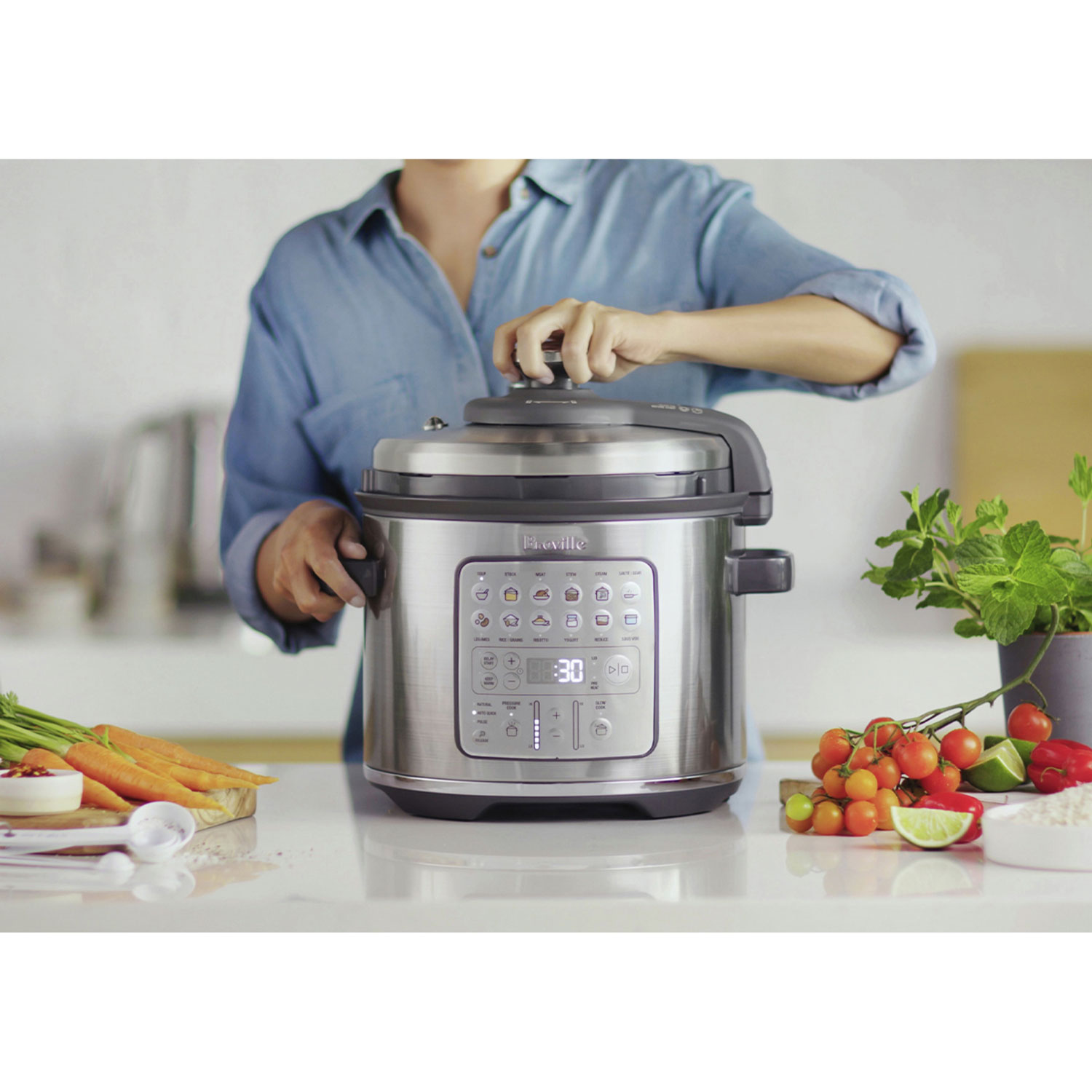 Breville The Fast Slow Go Multi Cooker 