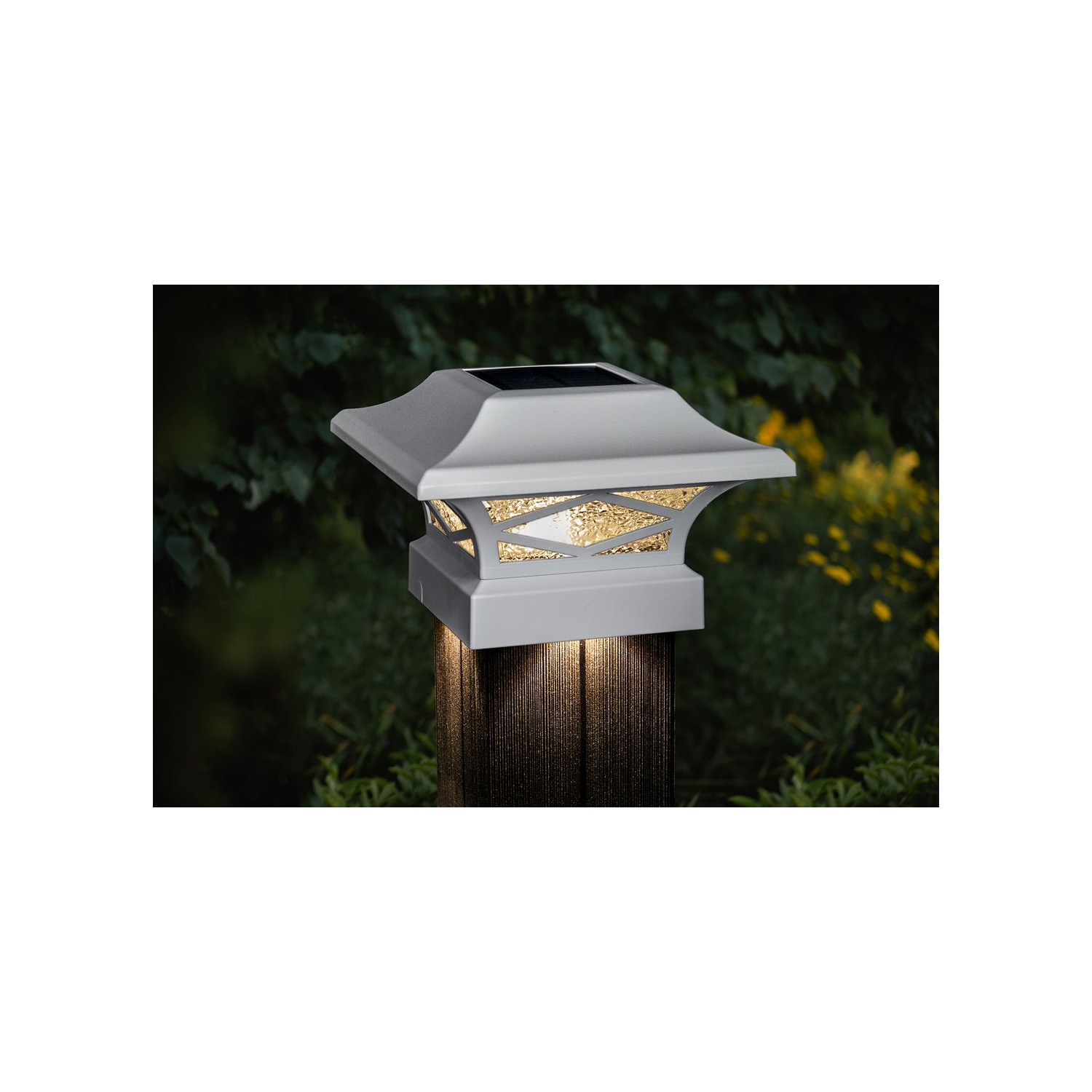 Classy Caps Kingsbridge White Dual Lighted Solar Post Cap SLK807W