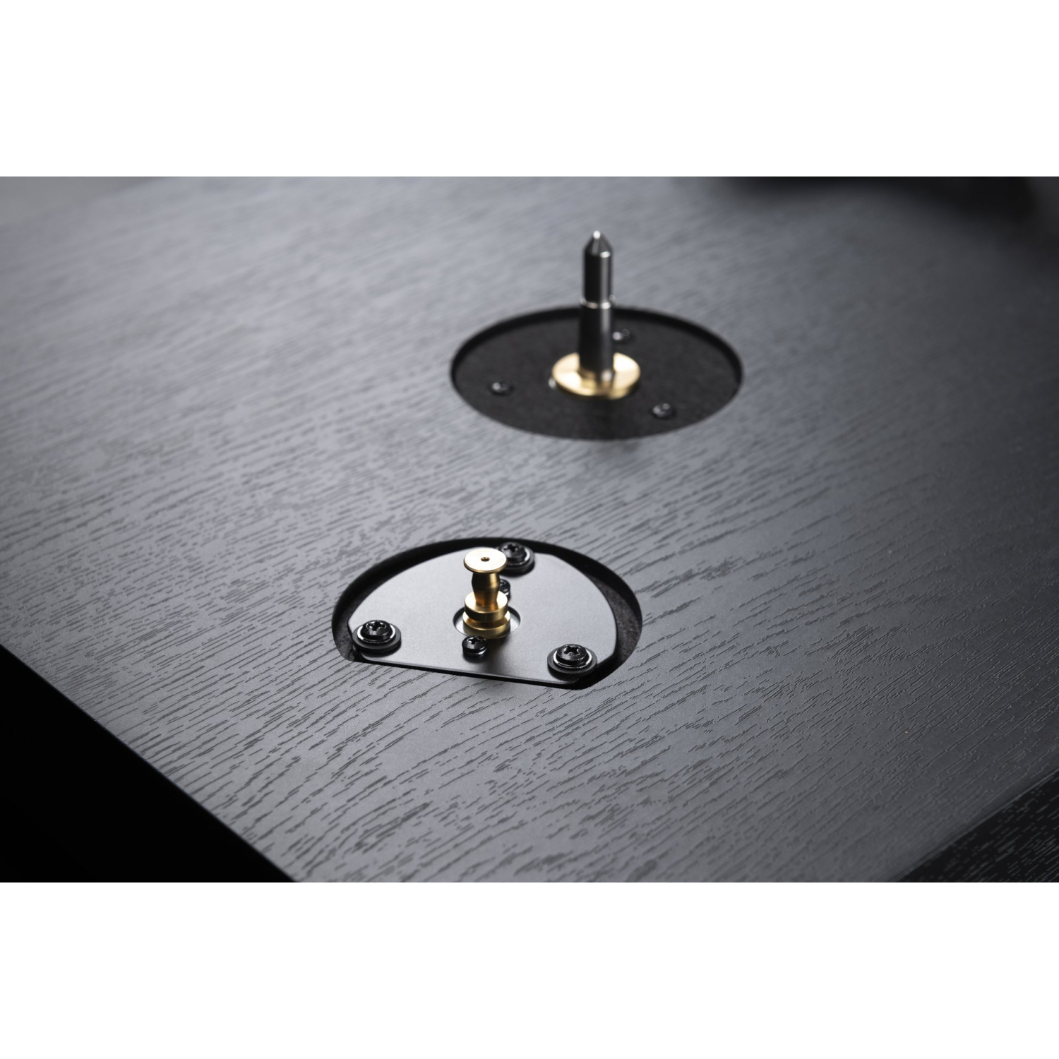 Dual Electronics Three Speed Manual Turntable