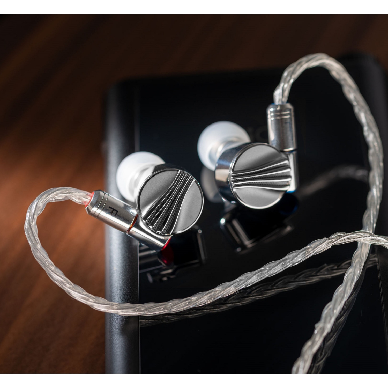 FiiO FD5 In-Ear Monitor with Beryllium-coated Dynamic Drivers