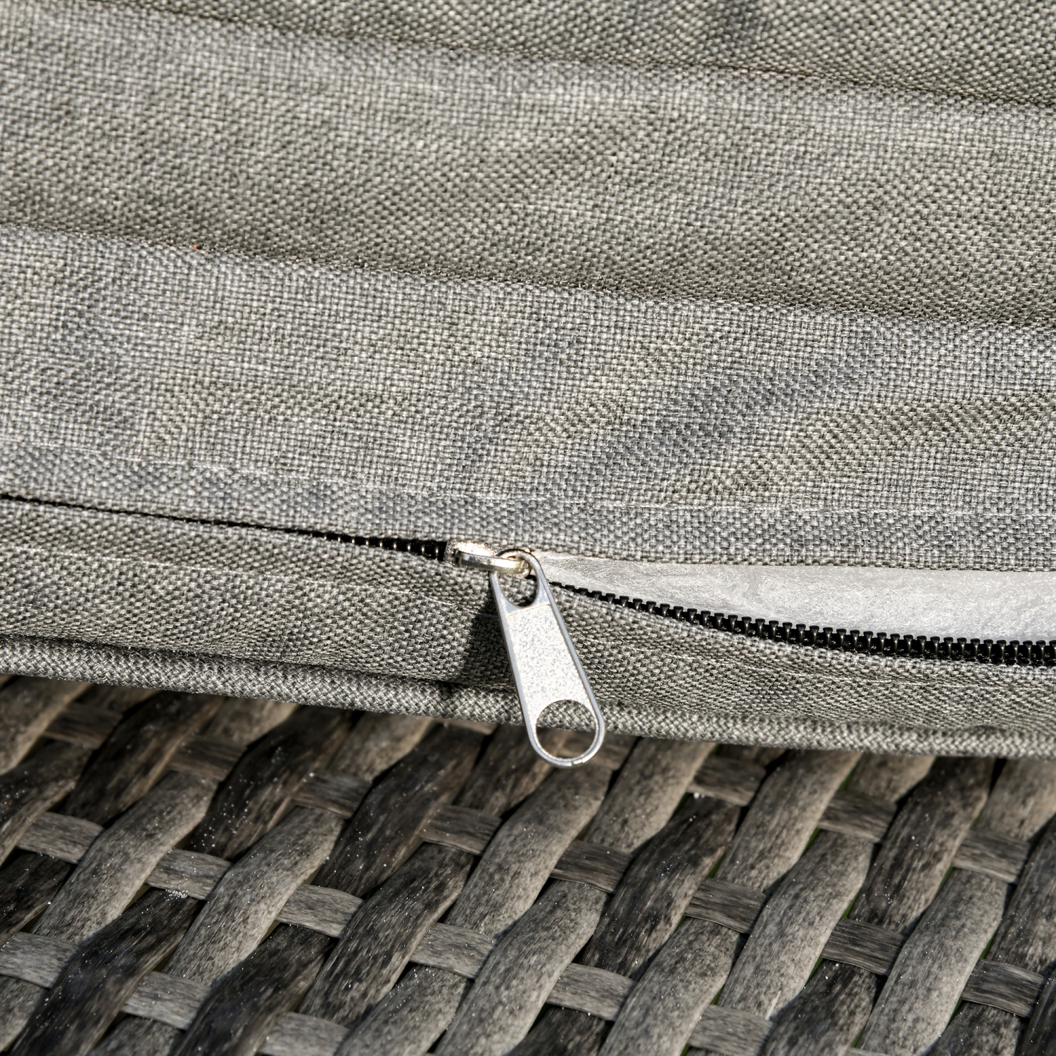 Outsunny Wicker Chaise Lounge, Outdoor Lounge Chair, 5-Level Adjustable Backrest S-Shape Rattan Lounger with Cushion & Wheels for Patio, Deck,