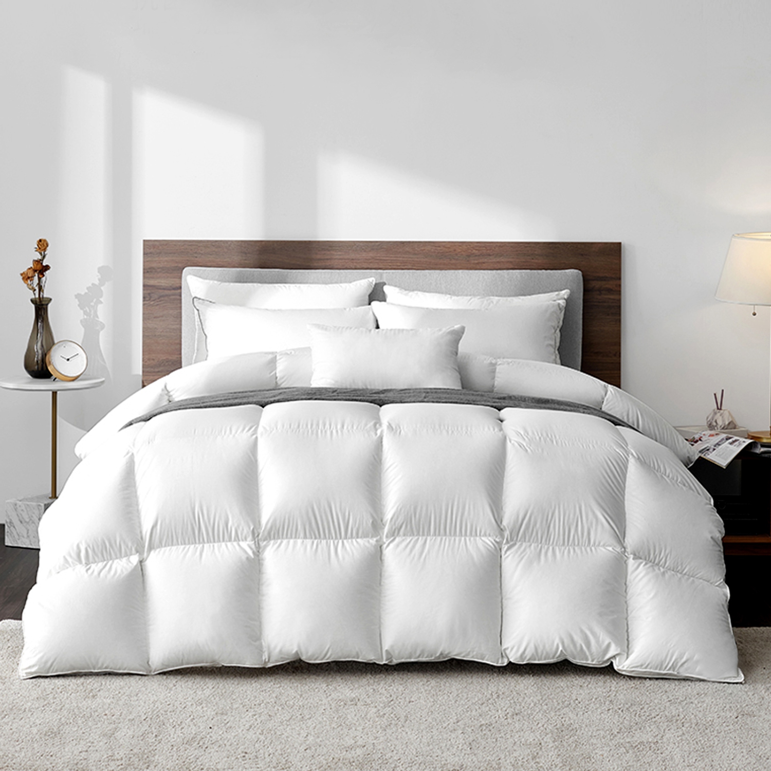 Highland Feather – Couette 600 en duvet d’oie blanche, contexture de 700 fils au po2, coton pur, avec attaches en coin, VAASA toutes saisons, très