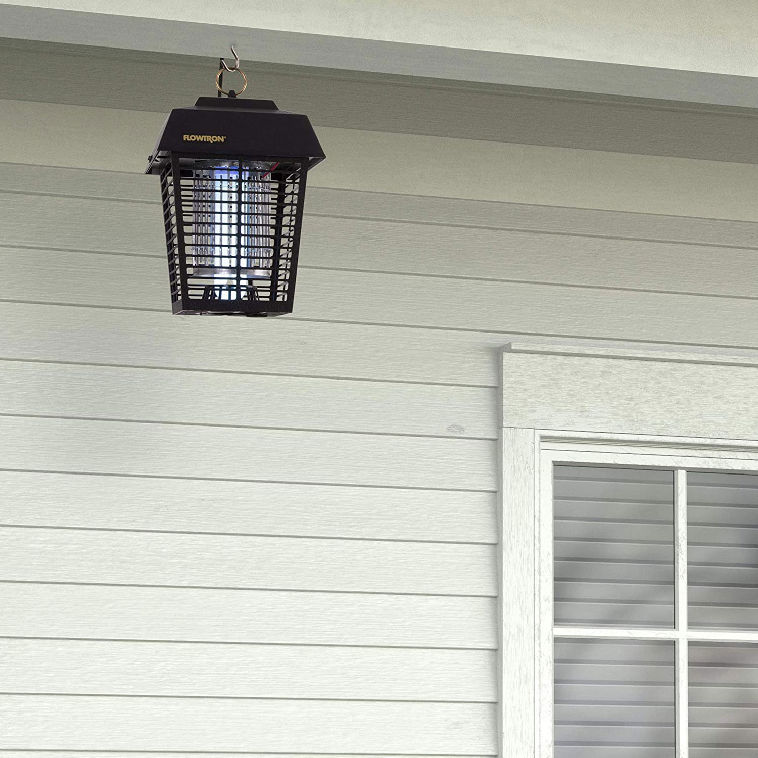 Flowtron Half-Acre Bug Zapper Light