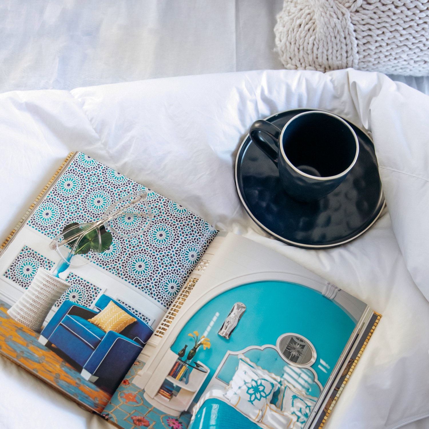 Highland Feather 600 Fill Power European White Down Duvet 289TC Pure Cotton Casing with Corner Ties LIMOGES Good Value and Cozy All Season Double 25