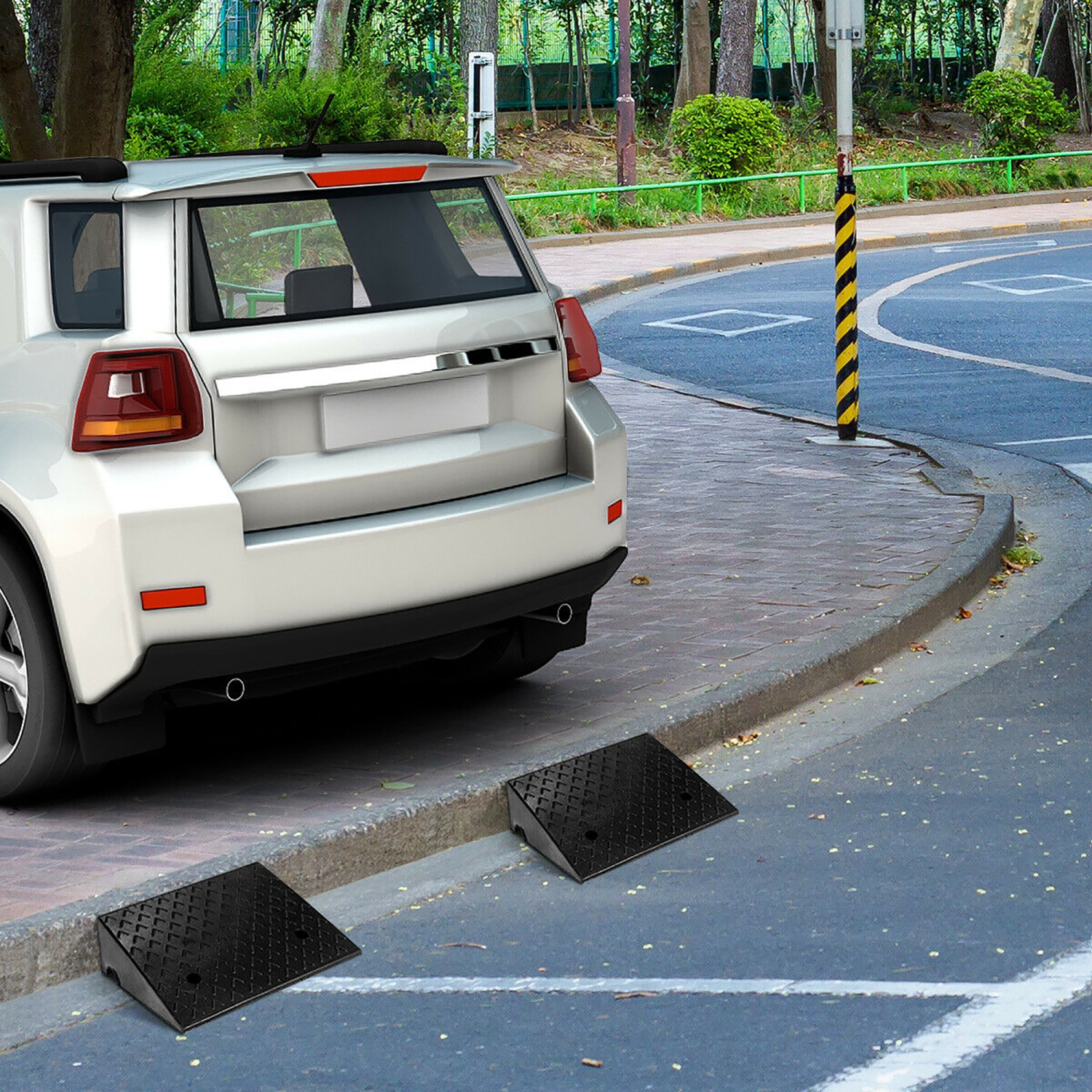 Costway 2 PCS 5" Rubber Car Curb Ramps for Vehicle Wheelchair Ramp W/ 4 Expansion Bolts