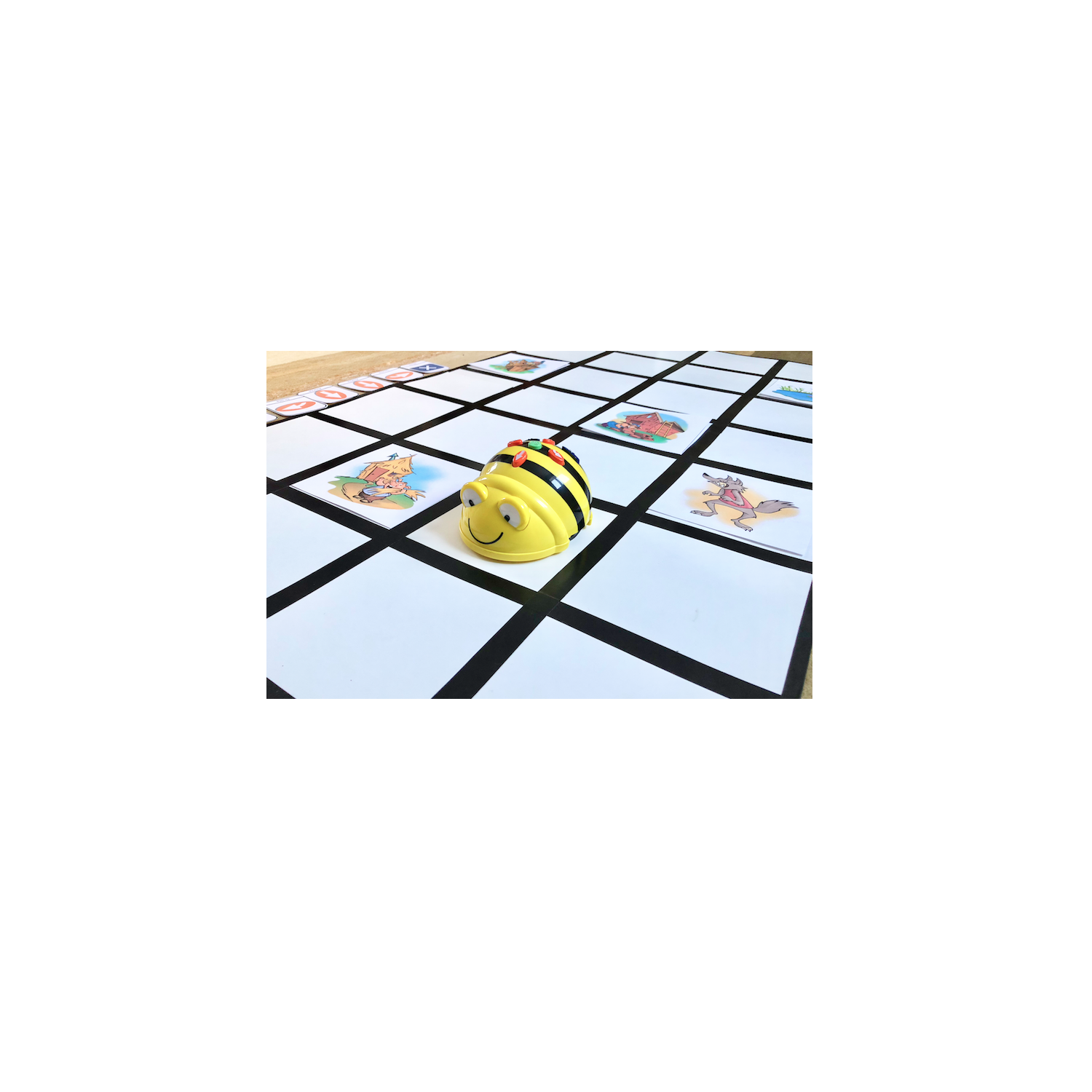 TTS New Bee-Bot Educational Floor Robot | Bee-Bot Floor Educational Fun Robot Toy - Programmable Robot Toys for Kids, City Floor Placemats | Above 3