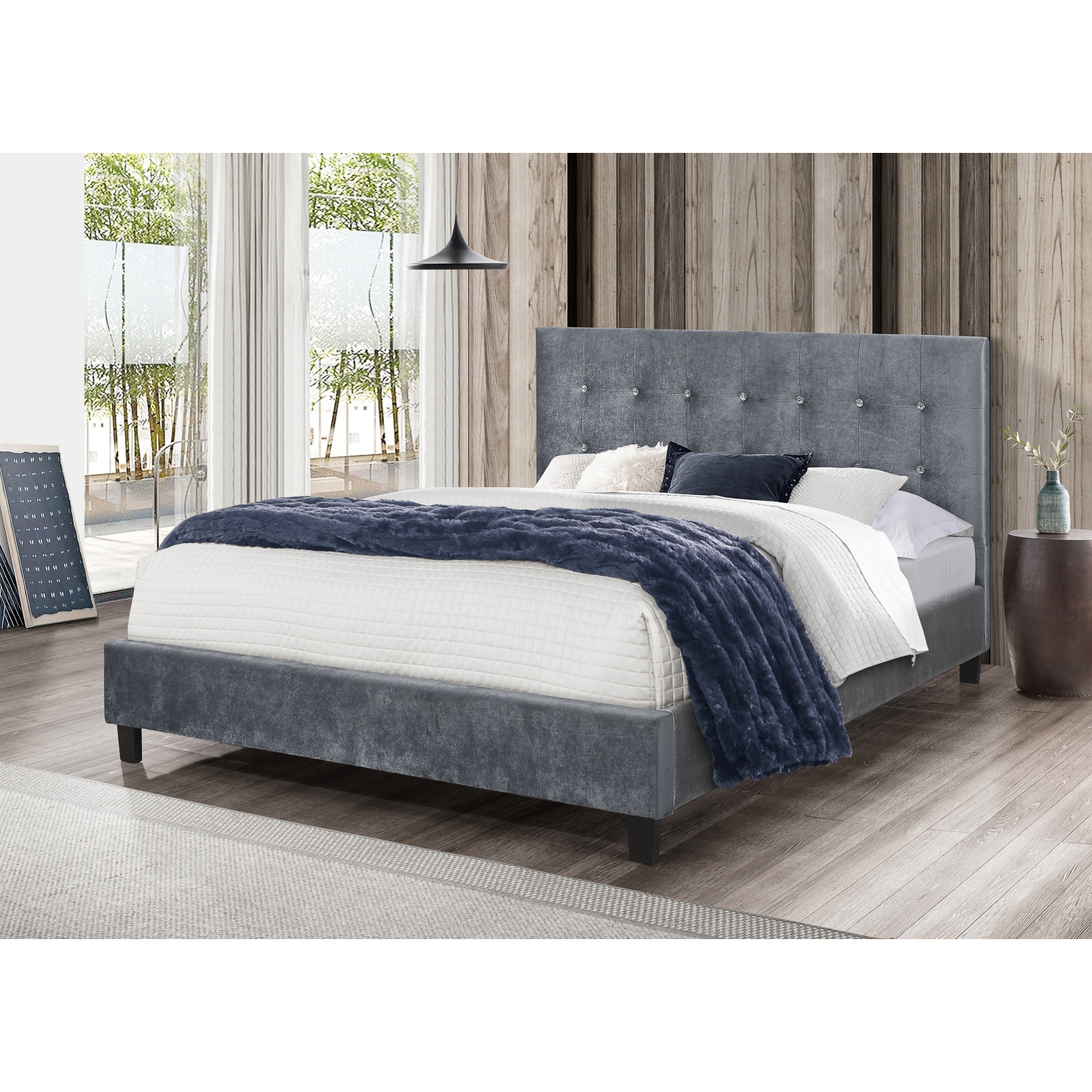 Grand lit plateforme en velours gris capitonné en losange