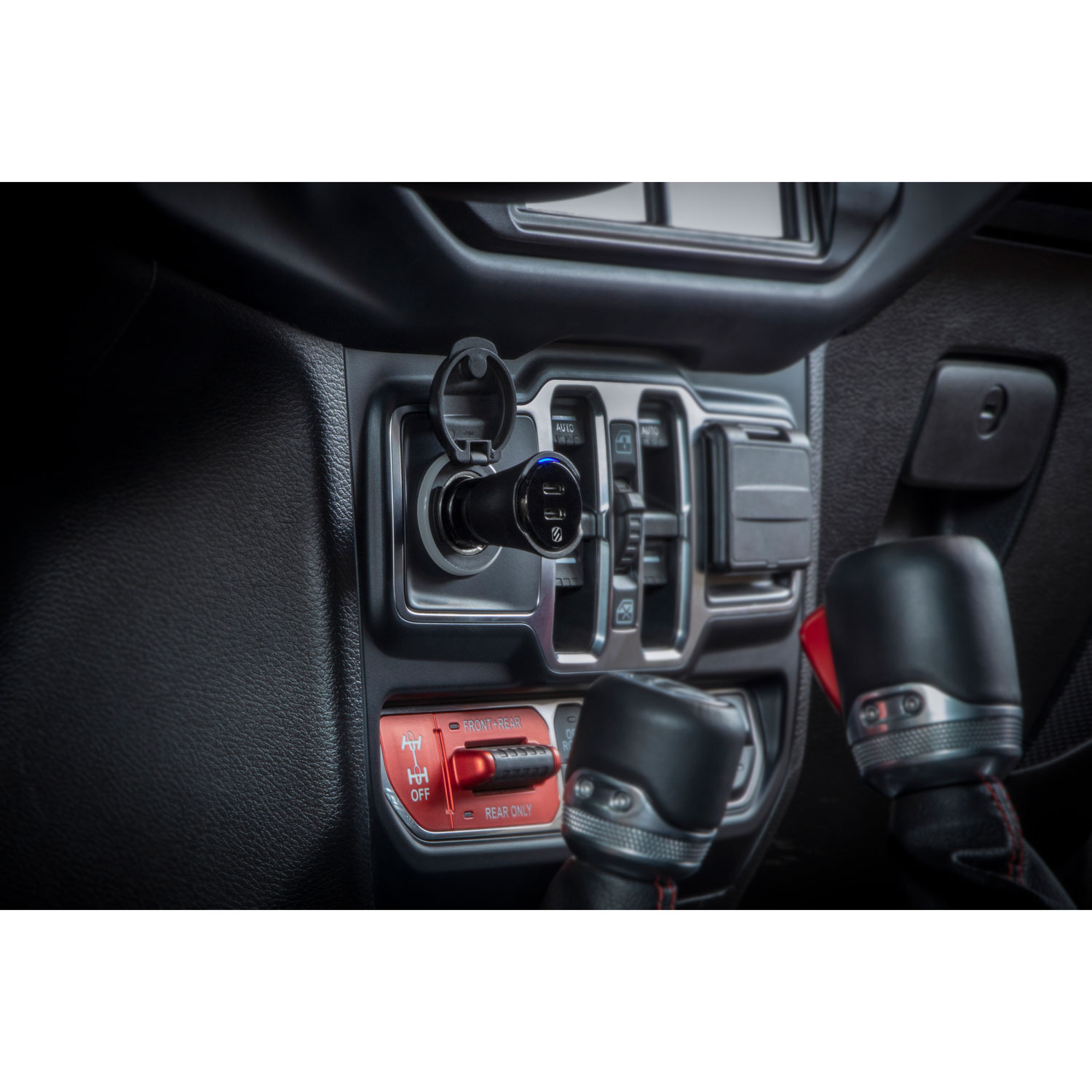 Chargeur pour l'auto 2 ports USB-C 40 W PowerVolt PD40 de Scosche