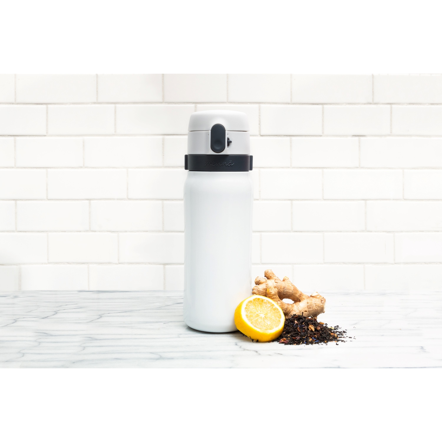 Tasse de voyage à double paroi en acier inoxydable pour thé et boissons avec infuseur breveté de 16 oz.