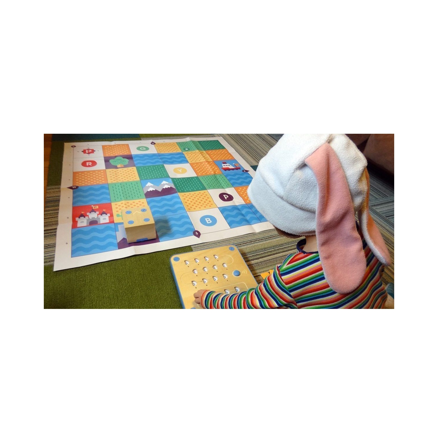 Cubetto Educational Coding Robot. Screen-free coding for early years | Educational Fun Robot Toy - Programmable Robot Toys for Kids | Above 3 years