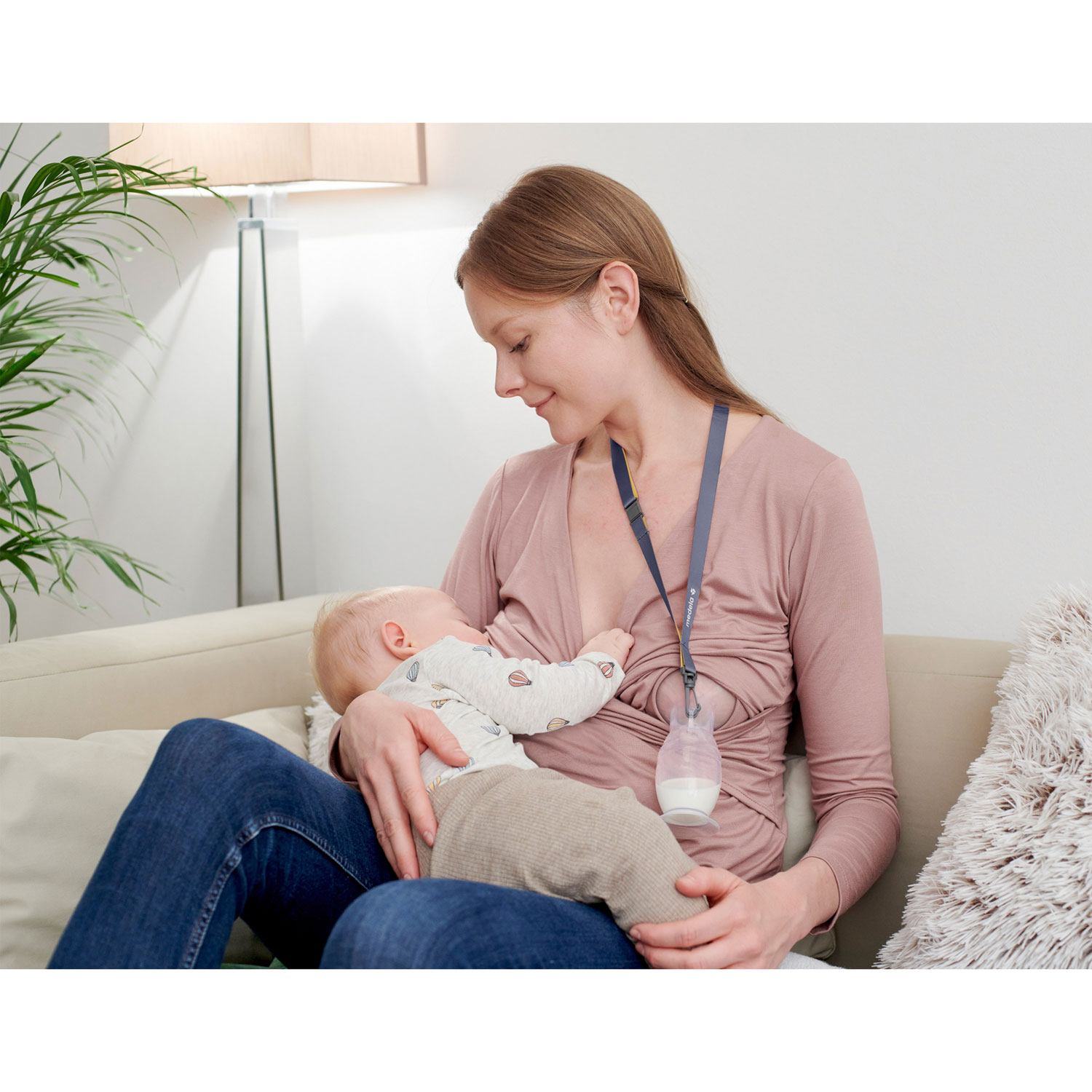 Collecteur de lait maternel en silicone de Medela