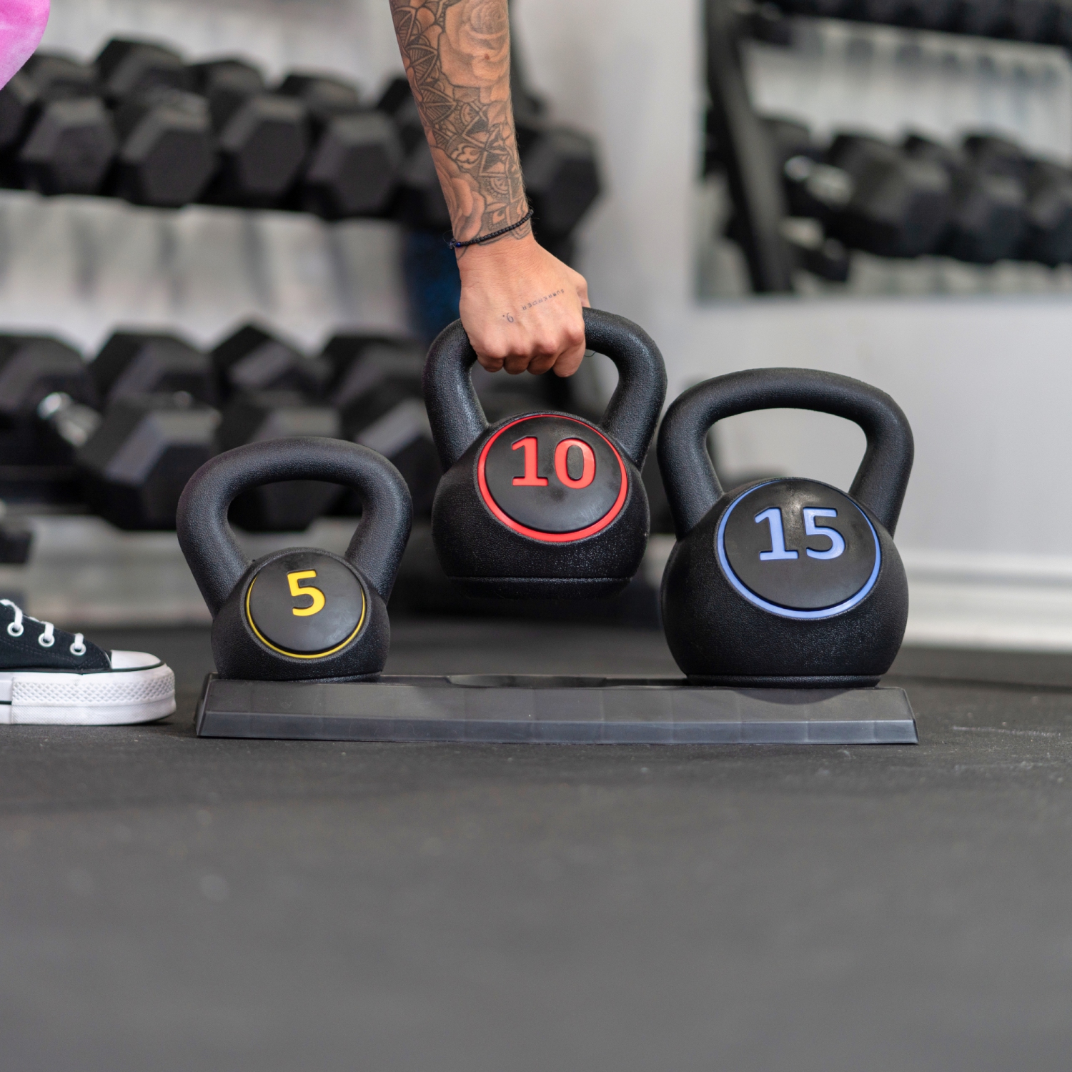 Poids Kettlebell PRISP avec Support de Rangement - Ensemble de 3 Poids libres en PEHD, 5lb 10lb et 15lb