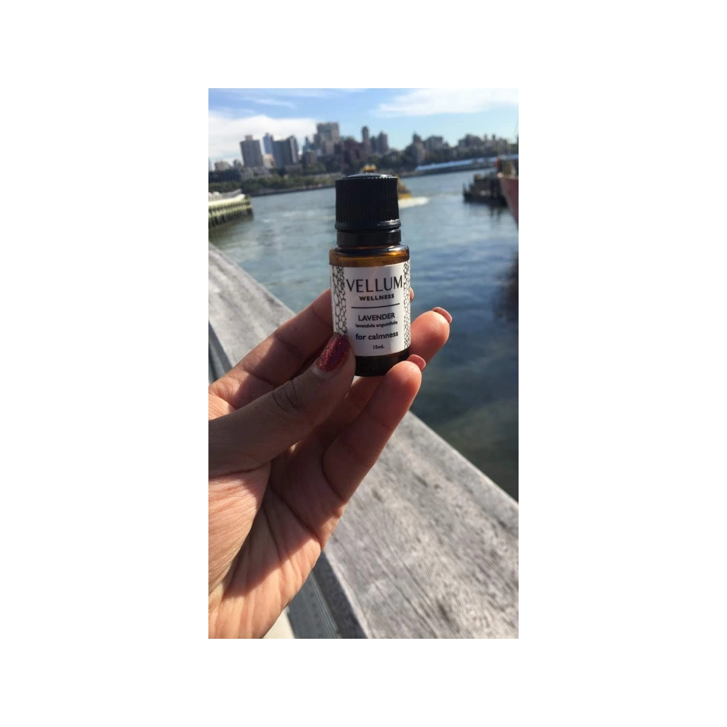 15&nbsp;ml d'huile essentielle de lavande Vellum Wellness pour le sommeil, utilisation dans des diffuseurs d'arômes ou des soins naturels pour la peau