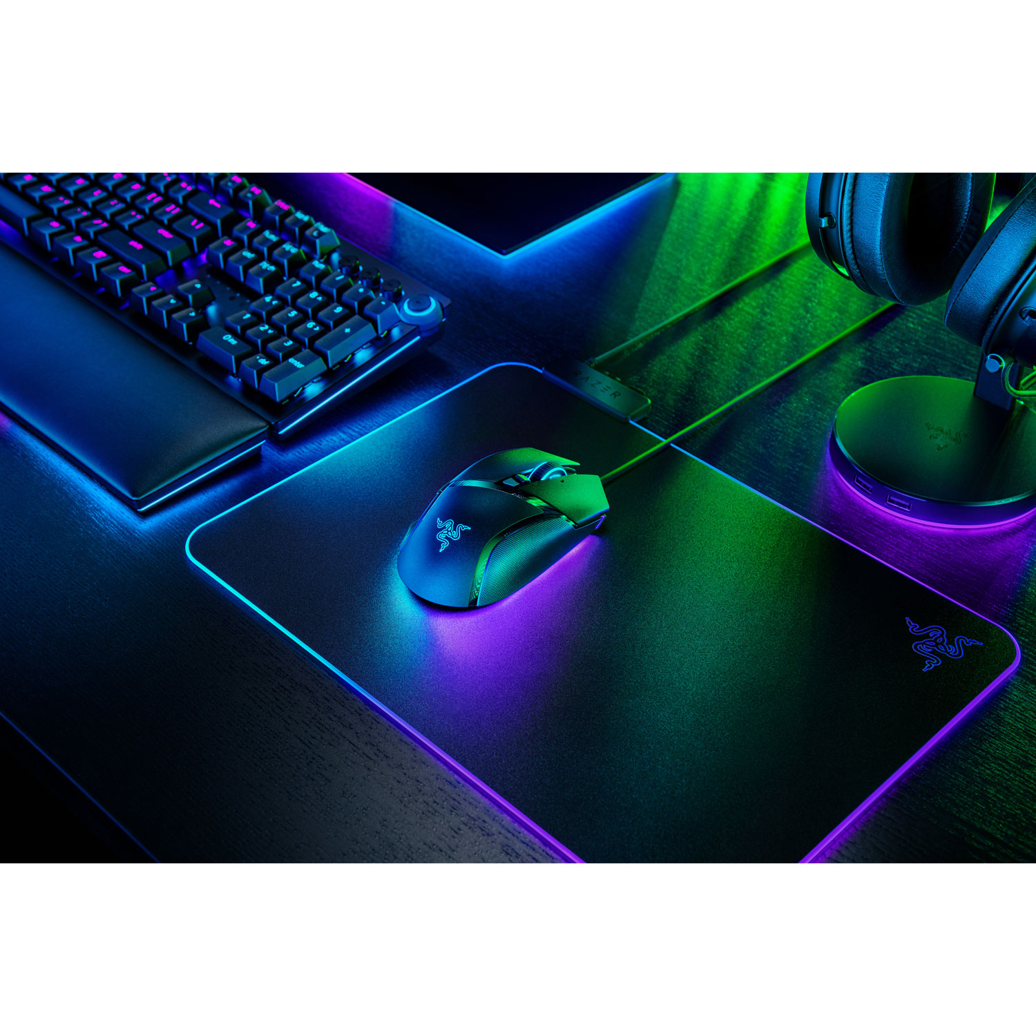 Souris de jeu optique de 26000 ppp Basilisk V3 de Razer - Noir