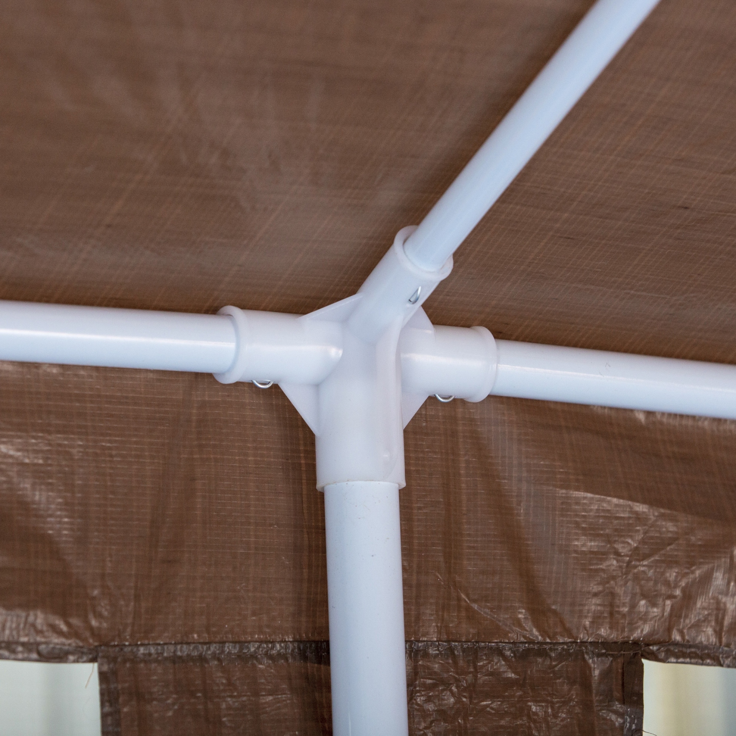 Tente de fête Outsunny de 18,7 x 9,4 pi, tente de mariage pliante portative, abri événement à auvent de jardin, pare-soleil extérieur avec 4 parois