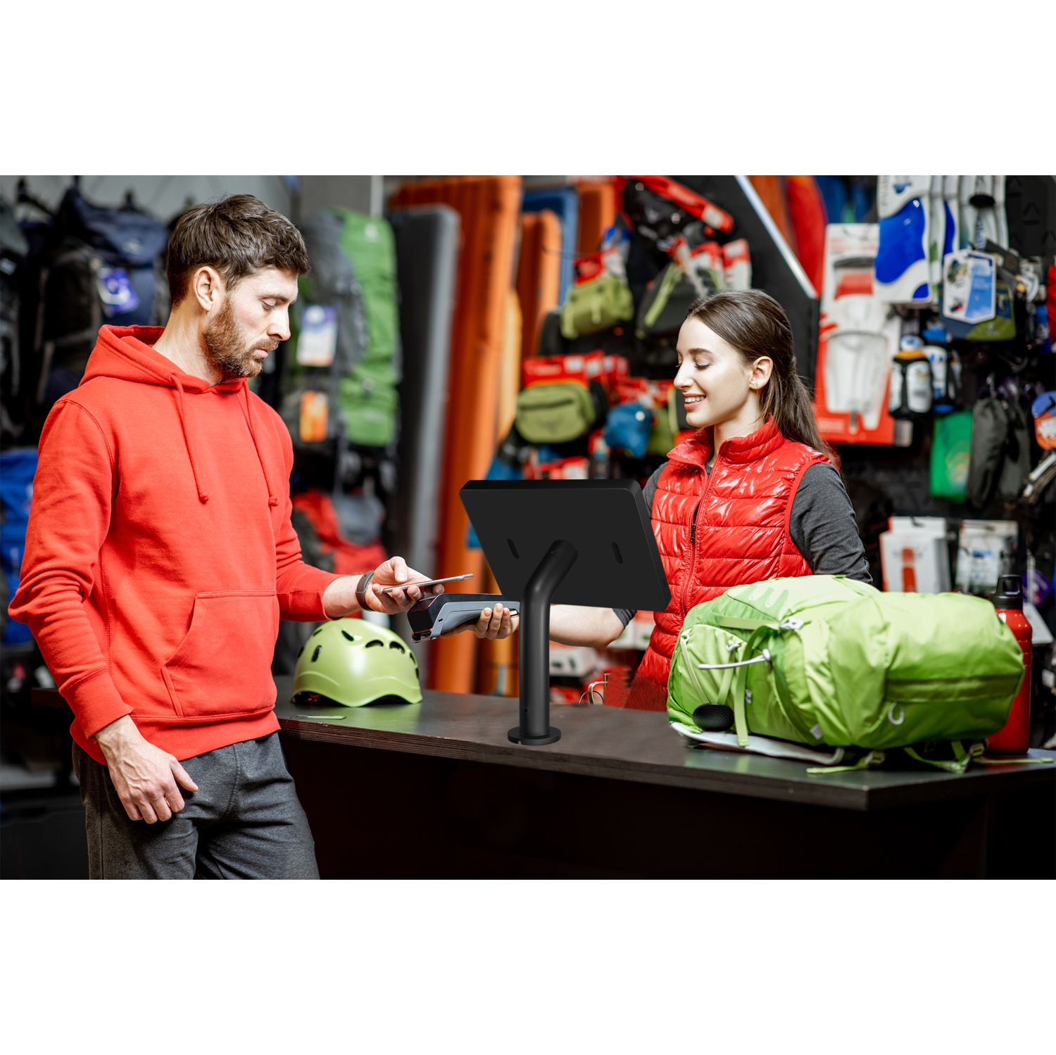 Boîtier CTA Digital Paragon avec col incurvé pour iPad 5e à 7e génération 10.2 pouces, iPad Air 1re à 3e génération, iPad Pro 11 pouces, iPad Pro 9.7