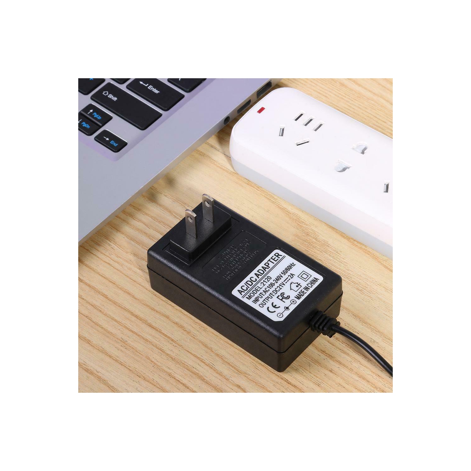 21V 2A 18650 Lithium Battery Charger DC5.5mm Power Adapter Charger