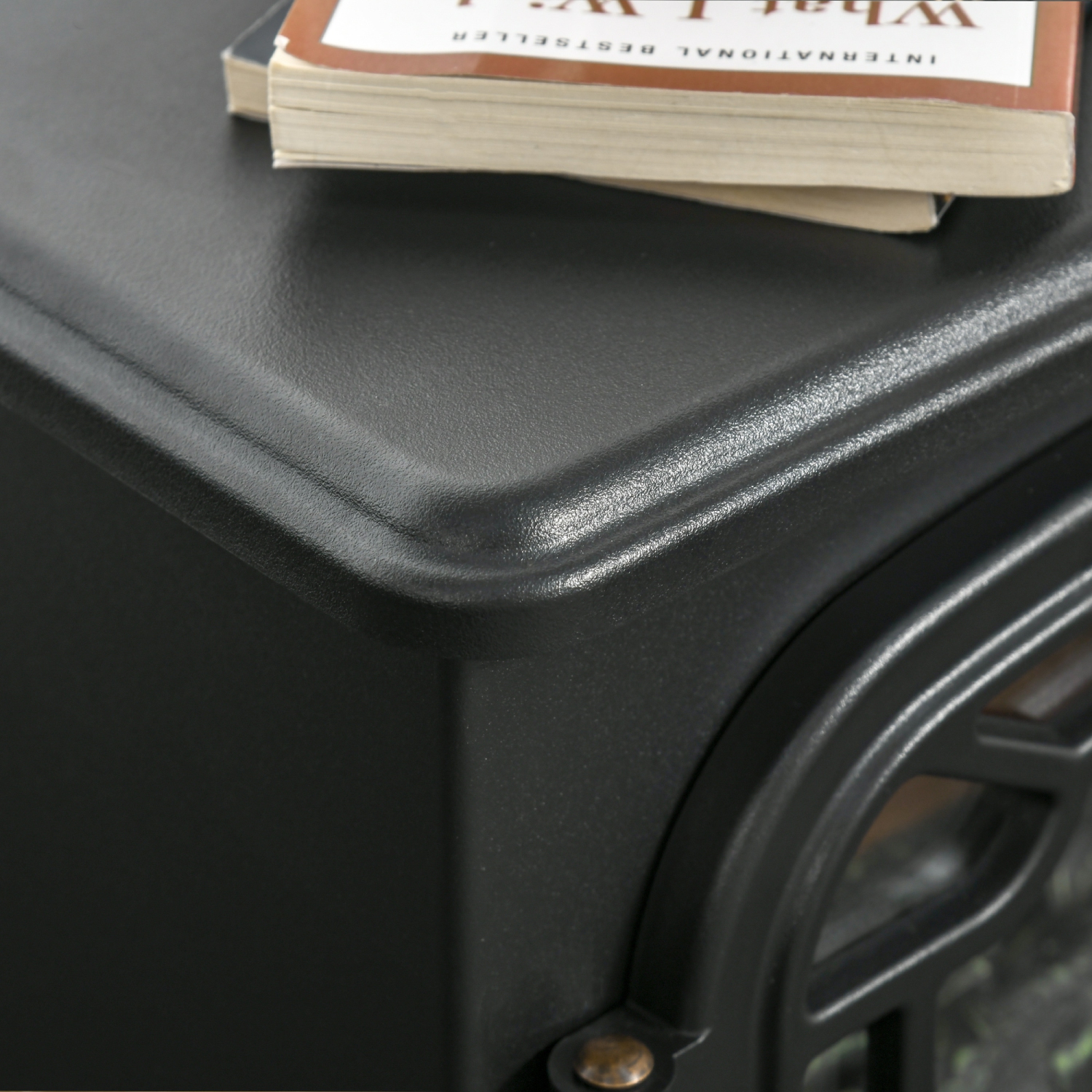 HOMCOM Electric Fireplace Stove, 16" 1500W Portable Freestanding Fireplace Heater with 3D Realistic Flame, Indoor Stove Heater with Overheat