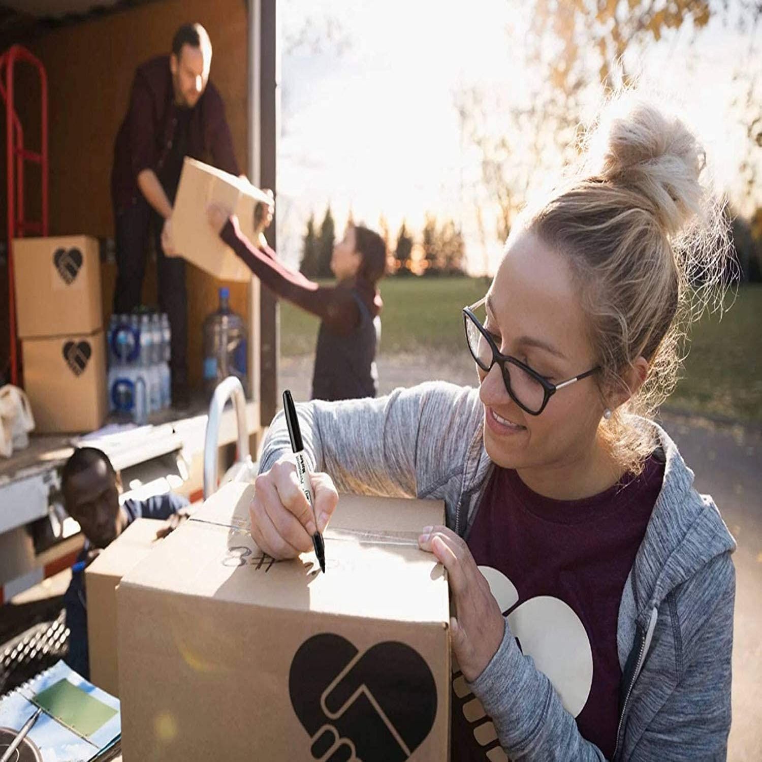 Marqueurs permanents ISTAR Black Bold-E, pointe fine, couleurs assorties, fonctionnent sur le plastique, le bois, la pierre, le métal et le verre
