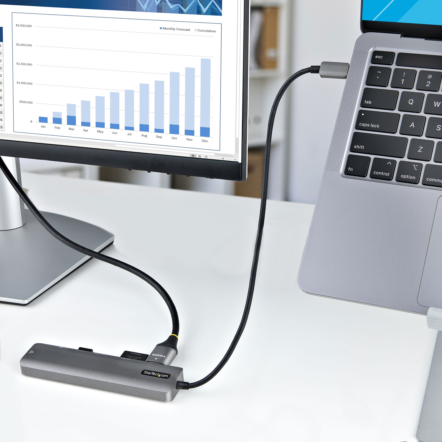 StarTech 7-In-1 USB-C Hub with Power Delivery - Black/Space Grey
