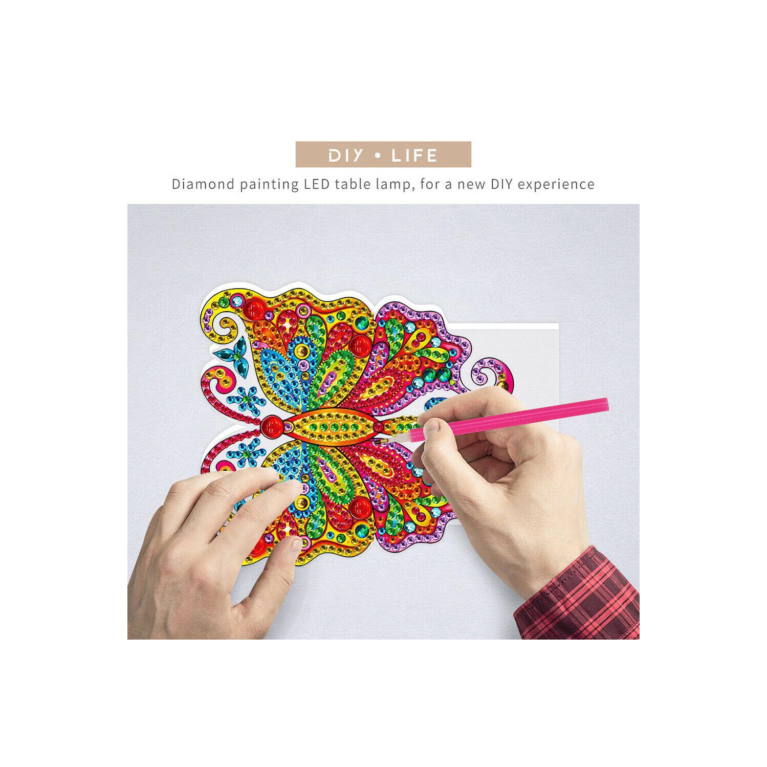 Décoration de nuit en forme de papillon à DEL de broderie et de diamant