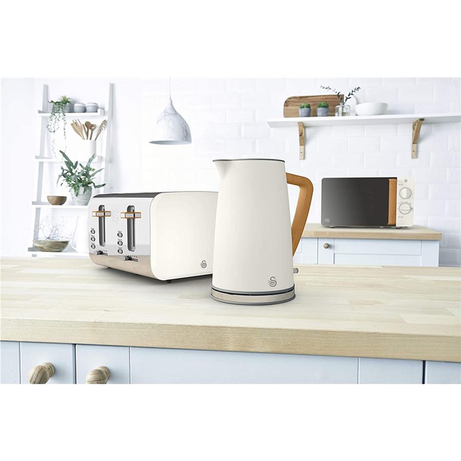 Swan - Nordic Collection 4 Slice Toaster, 1500W, Matte White