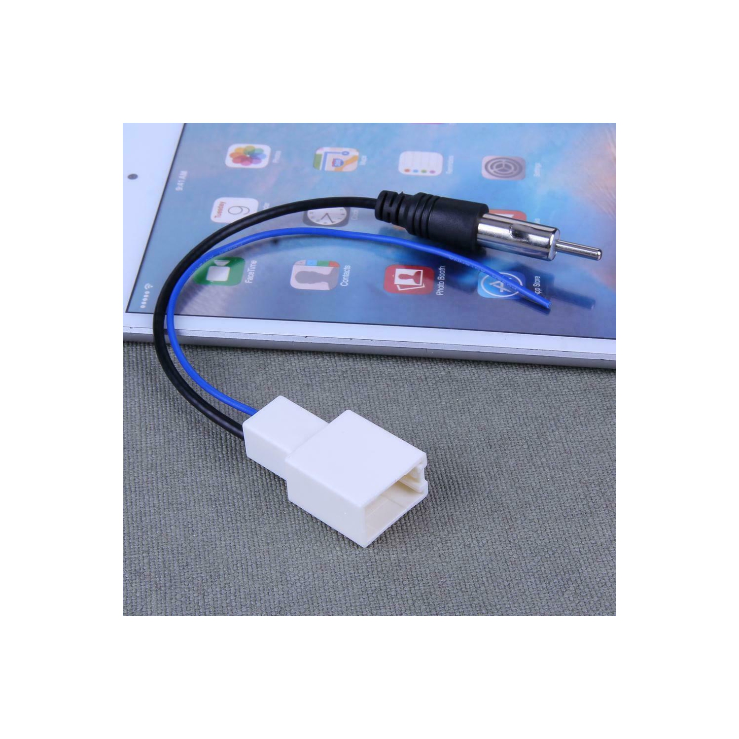 Adaptateur d'antenne stéréo pour la voiture prise aérienne pour radio d'origine au marché secondaire