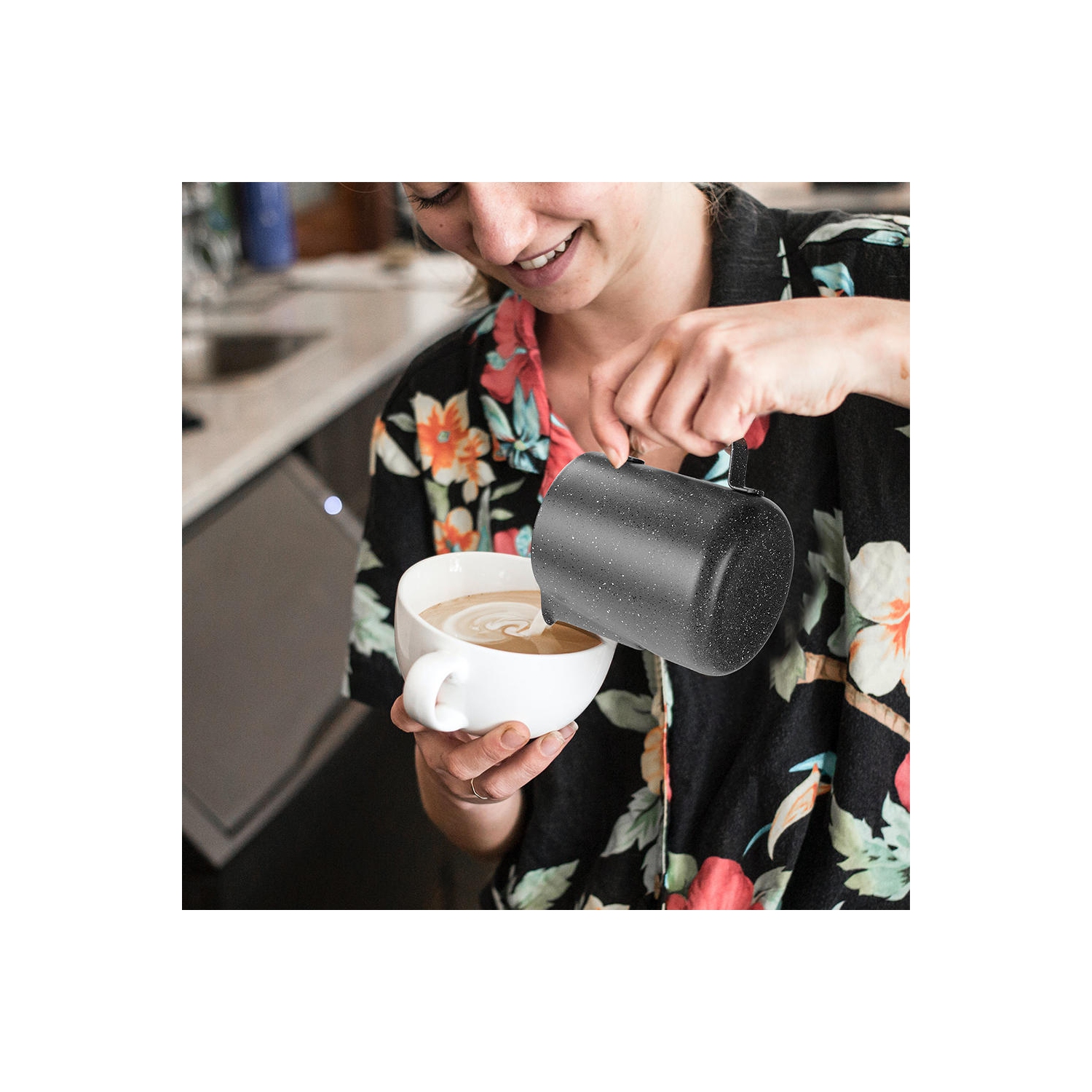 Pot à lait en acier inoxydable de 0,6 L 202 avec stylo Latte Art Pen, la poignée à main ne chauffe pas - 0,7 mm