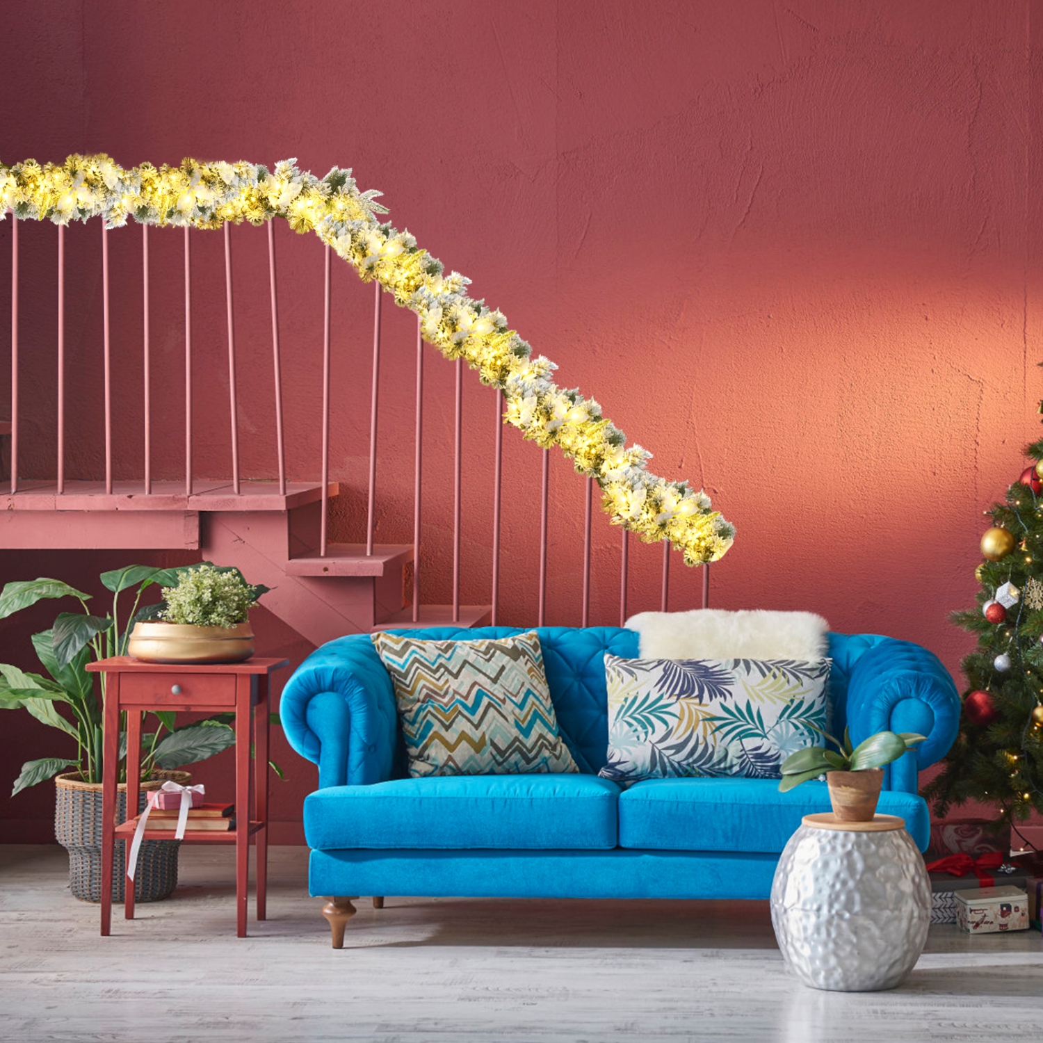 Costway 9ft Pre-lit Snowy Christmas Garland w/ Berries Poinsettia Flowers Timer