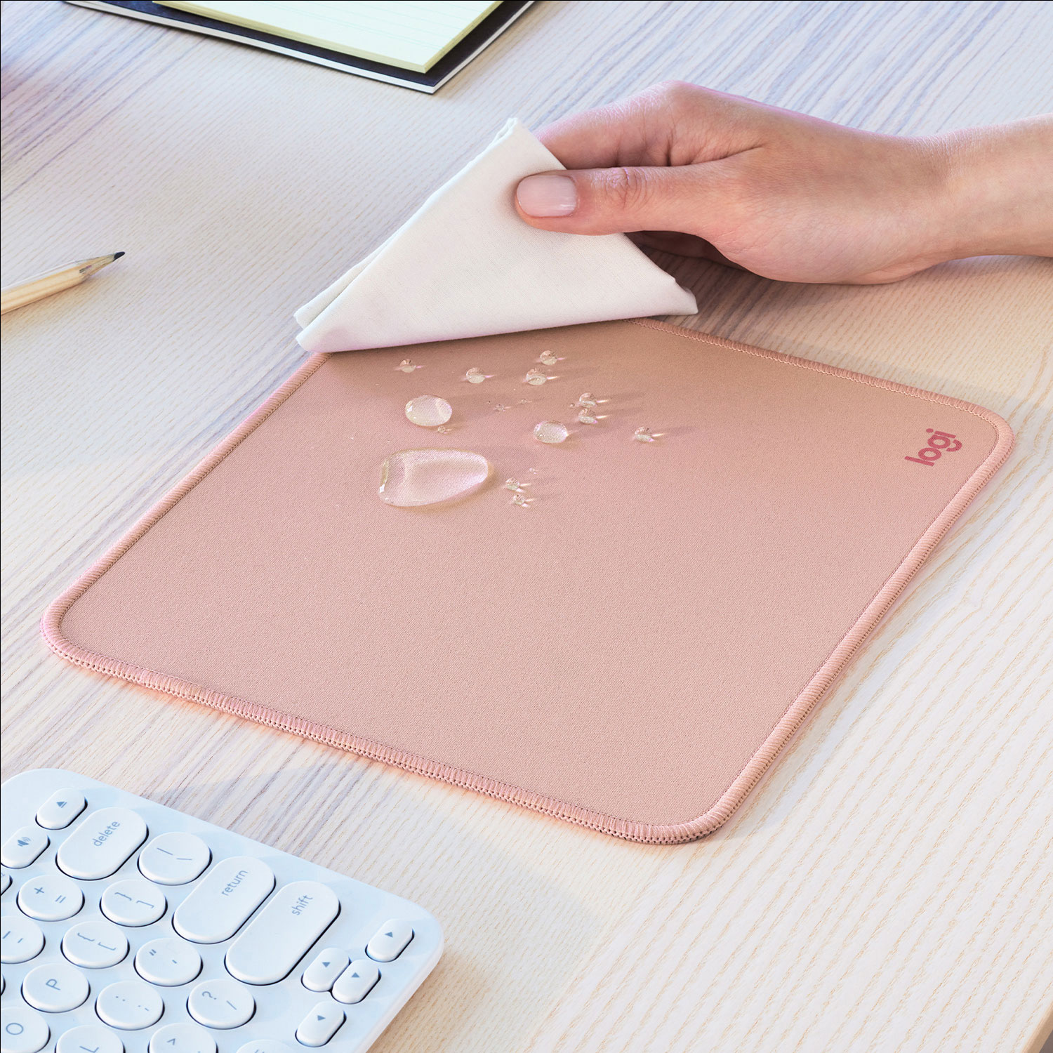 Logitech Studio Mouse Pad - Darker Rose