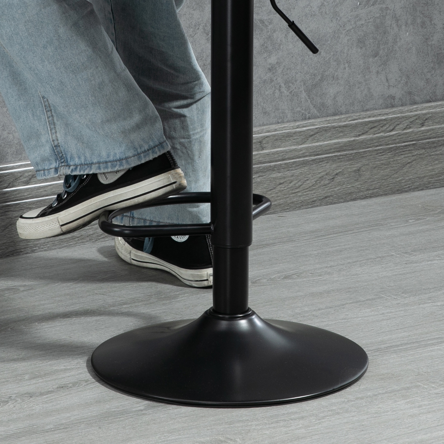 HOMCOM Adjustable Bar Stools Set of 2, Leathaire Swivel Barstools with Back and Footrest, Upholstered Bar Chairs for Kitchen, Dining Room, Home Pub,