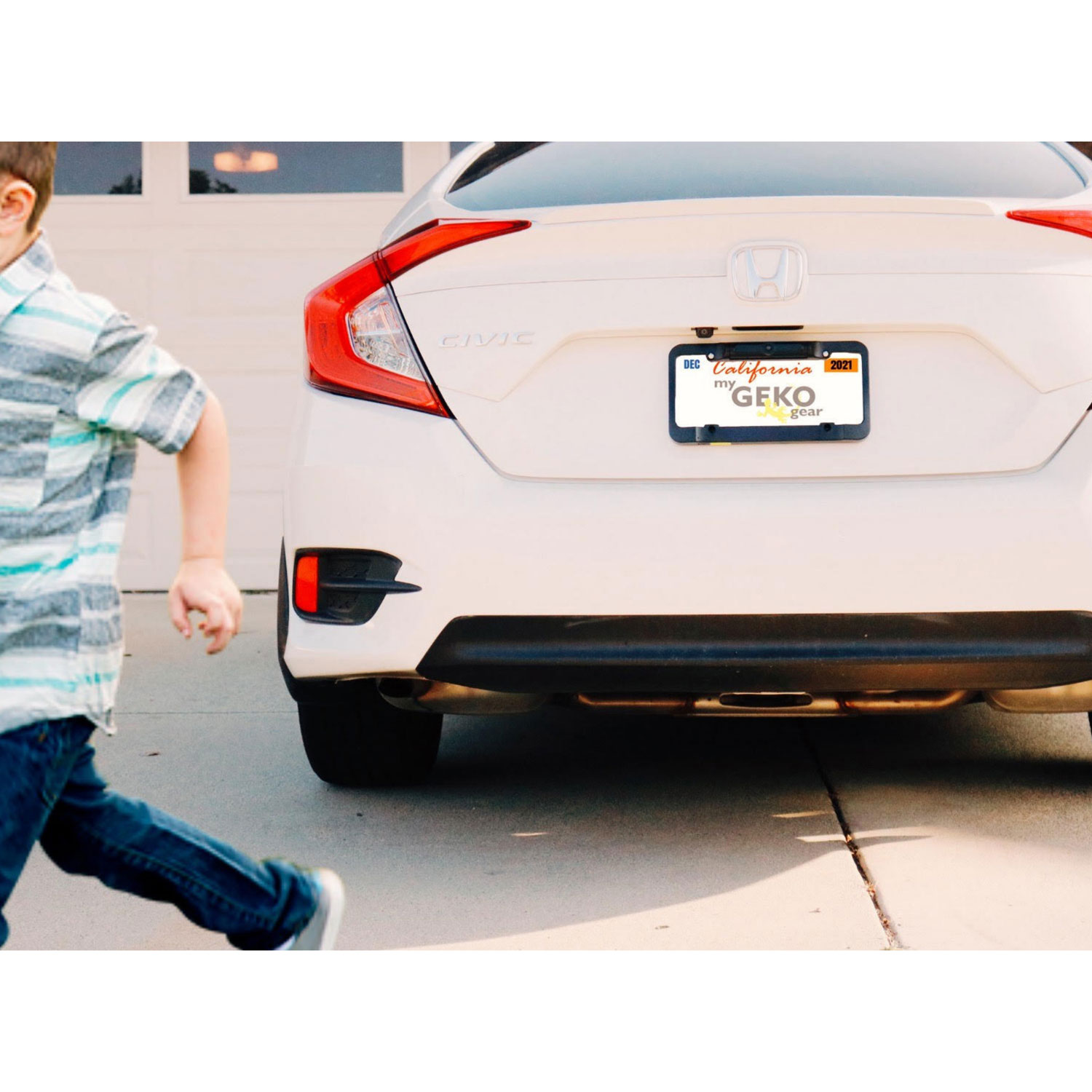 Caméra de recul sans fil Solarst de GekoGear avec écran ACL de 4,3 po