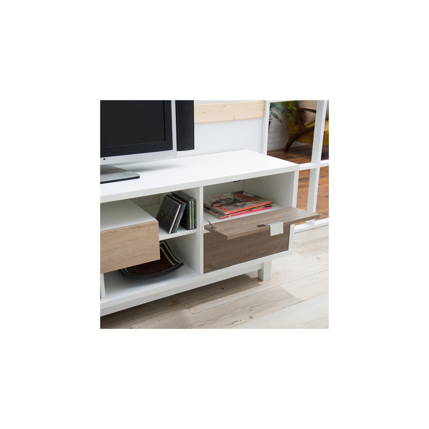 Meuble contemporain en bois pour téléviseur de 71 po Aaron de Furniture of America en blanc