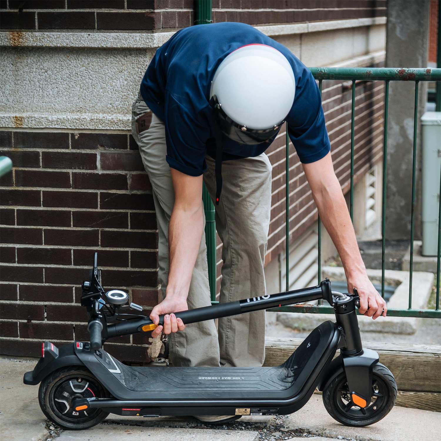 Niu KQi3 Pro 350W Scooter Electrique Rose Gold