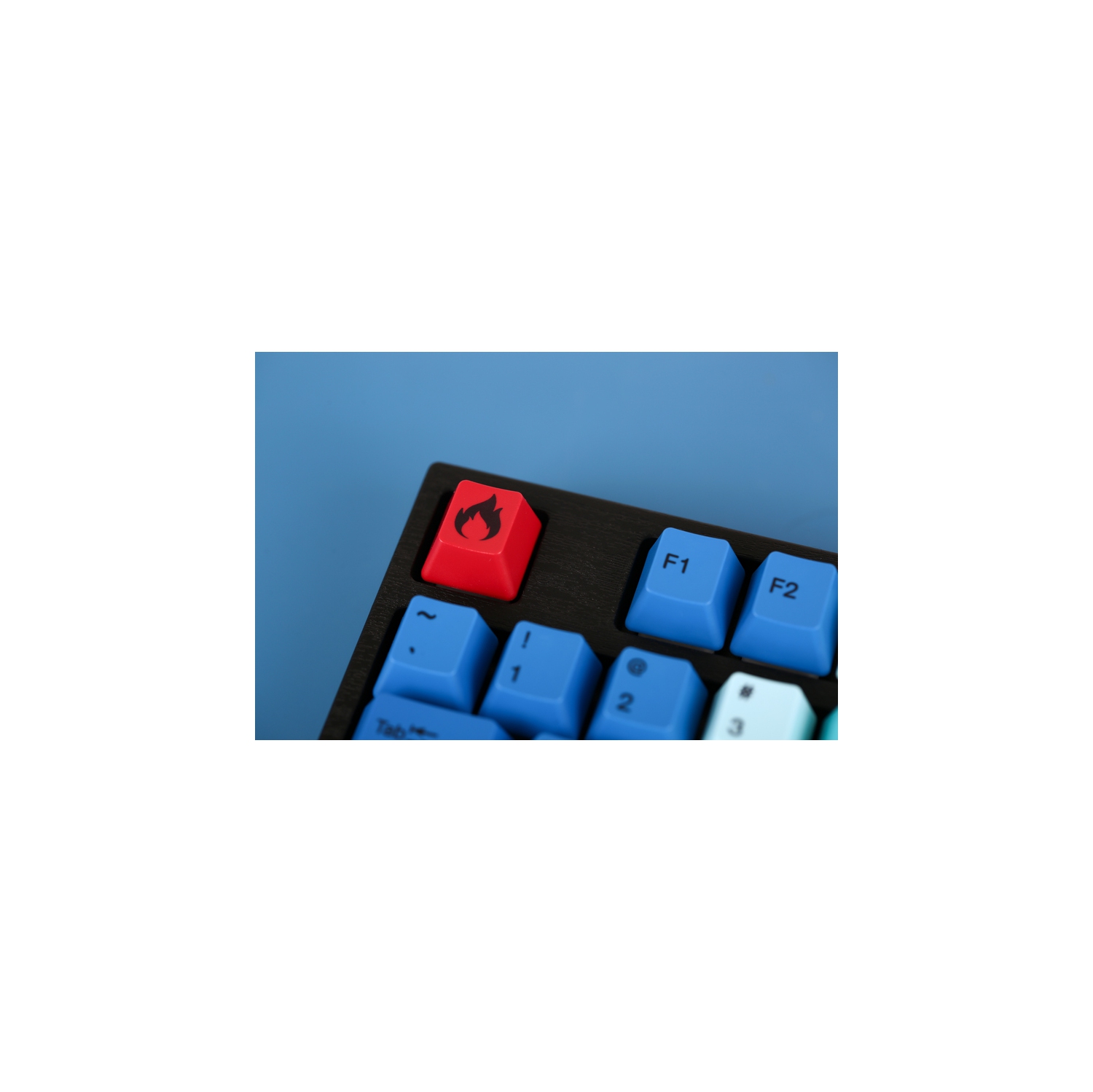 Varmilo Summit R2 - Wired Mechanical Keyboard, White Backlit, EC Daisy Switch, PBT Keycaps, TKL, Black