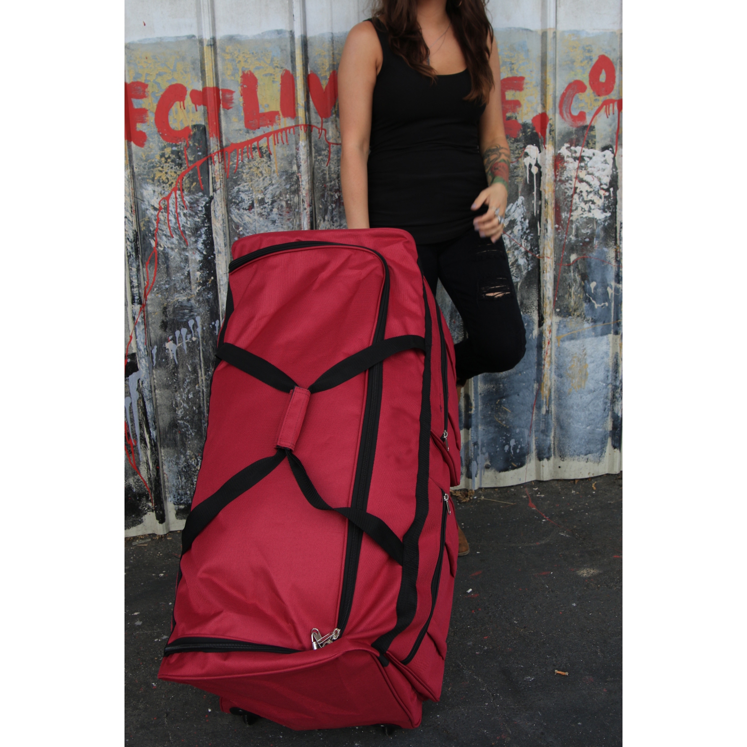 Sac de sport à roulettes de 30 po rouge d’Archivist Canada avec sac de hockey d’extérieur de 30 po, très grand