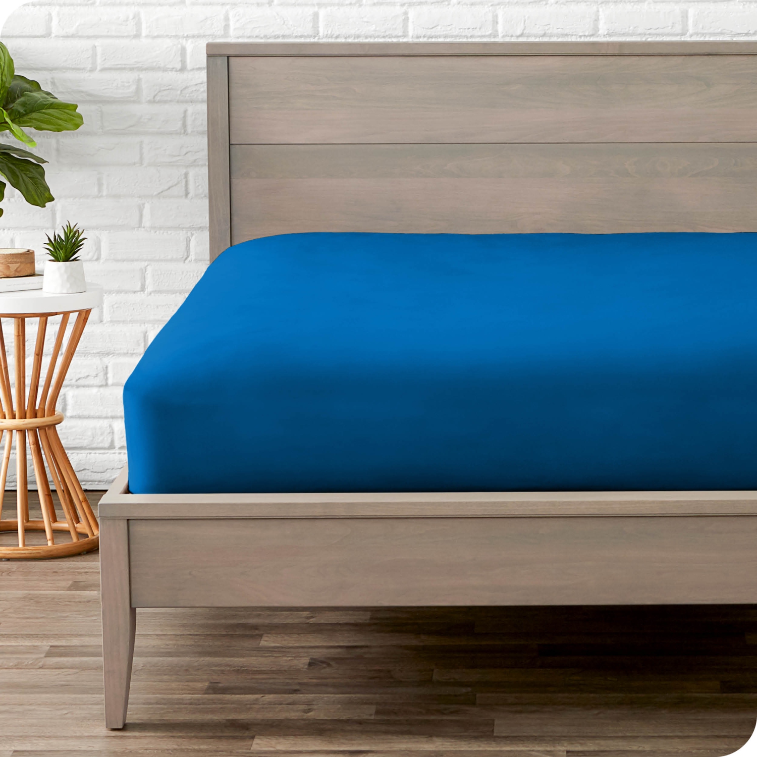 Bare Home Fitted Bottom Sheet - Premium 1800 Ultra-Soft Wrinkle Resistant Microfiber - Hypoallergenic - Deep Pocket - Twin XL, Medium Blue