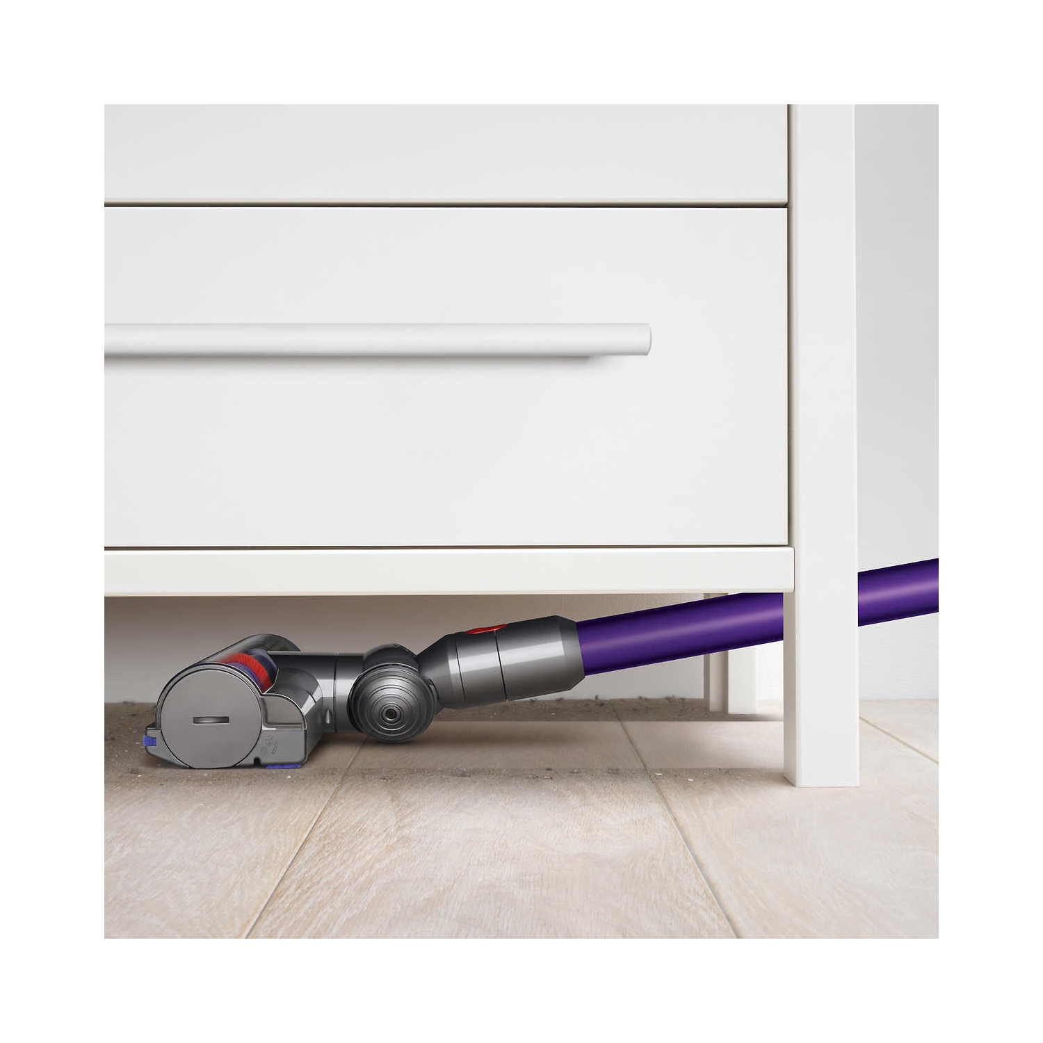 Dyson V8 Animal Extra Cordless Vacuum with Added Value Accessories