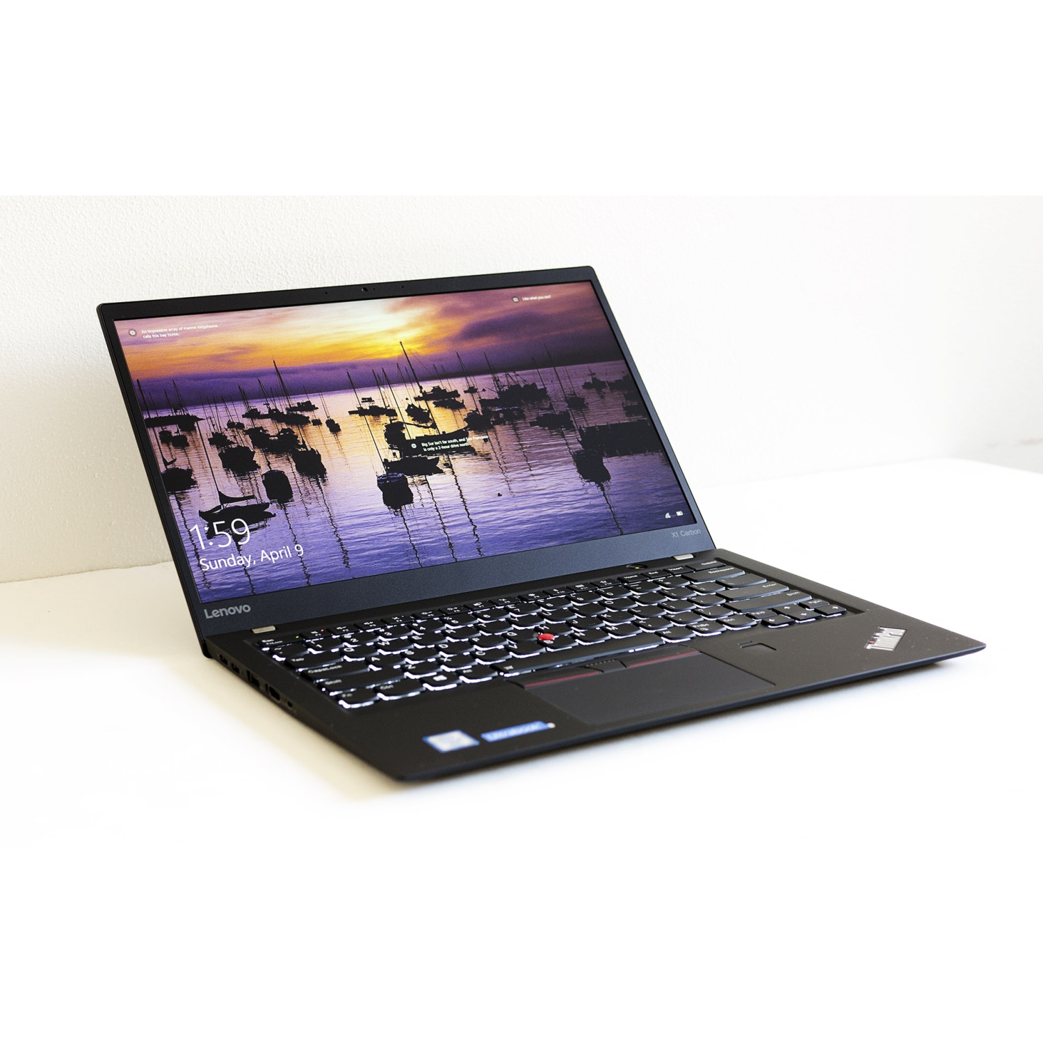 Refurbished (Good) - Lenovo X1 Carbon 14" Laptop, i7-8650U @ 1.9GHz, 16GB RAM, 256GB SSD, Win 10 Pro