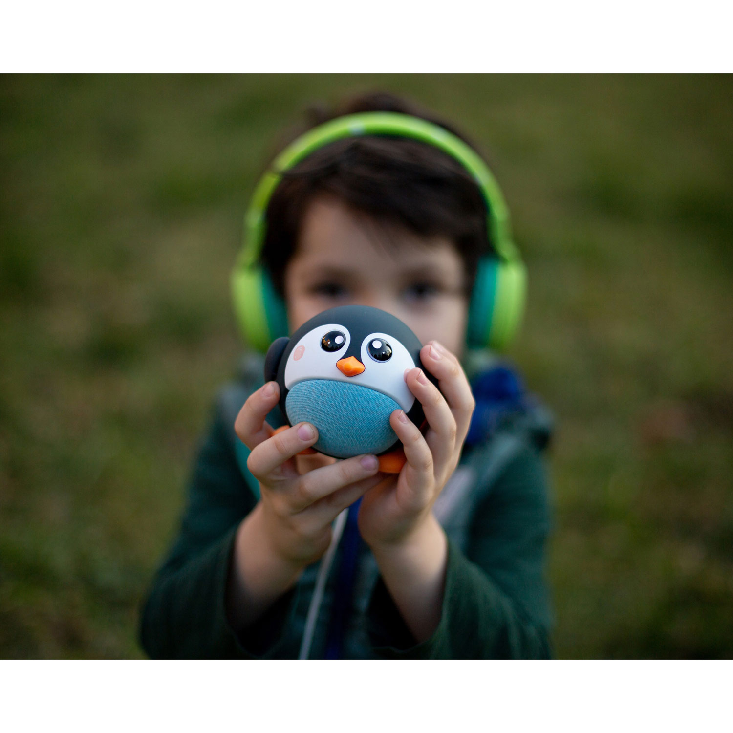 Planet Buddies Bluetooth Wireless Kids Speaker - Black/Penguin