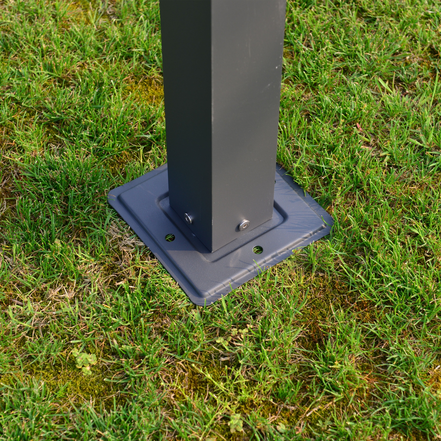 ALEKO – cadre à installer soi-même PERGSAND 9 x 9 pi, aluminium, treillis raisin, pavillon de jardin, couleur sable